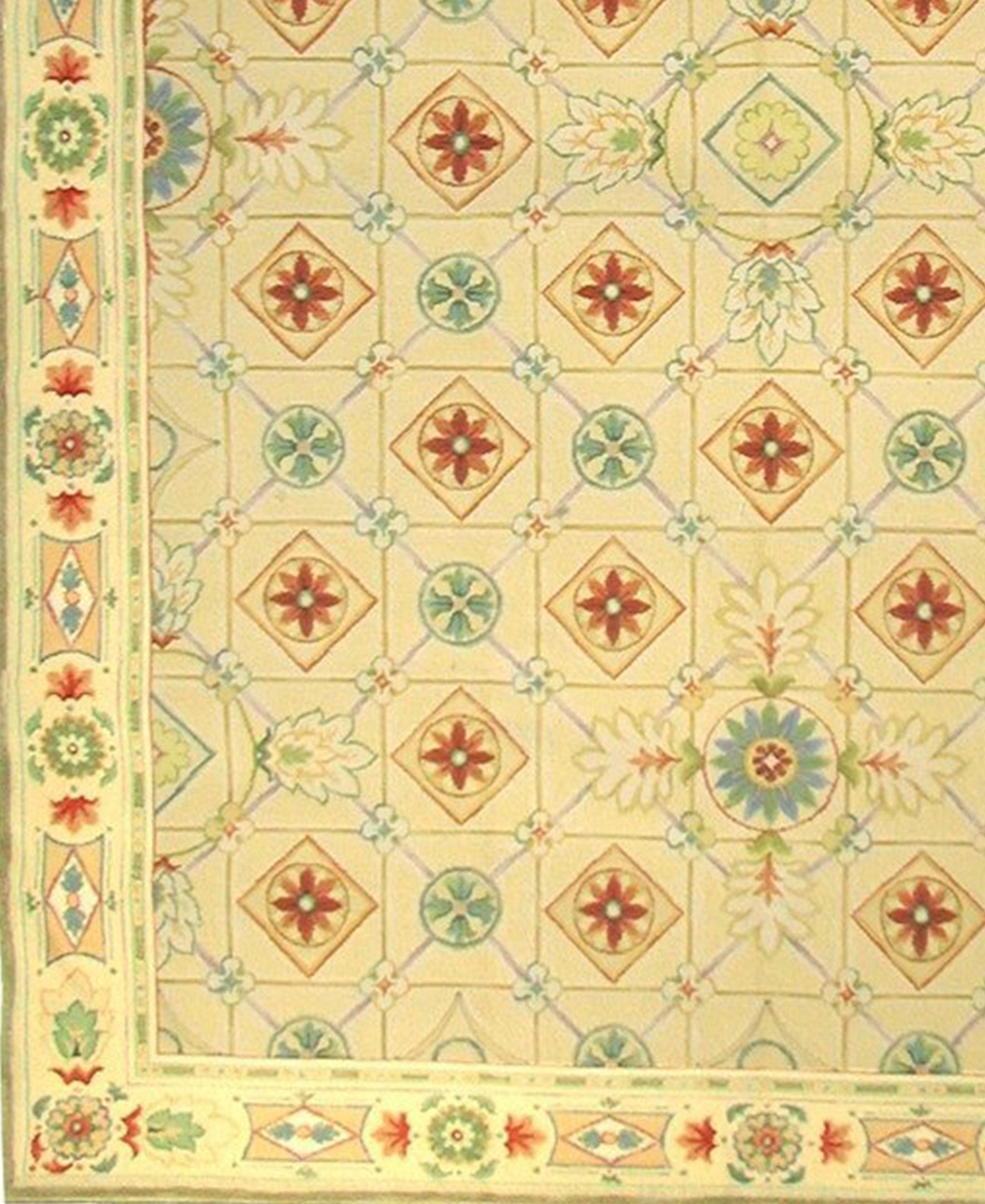 Jaune, rouge, orange, sarcelle, aqua, vert, lilas dans un motif géométrique Empire français basé sur une peinture originale d'Asmara par Elizabeth Moisan. Ce tapis à poils coupés et bouclés a été fabriqué à la main en combinant un tissage bouclé