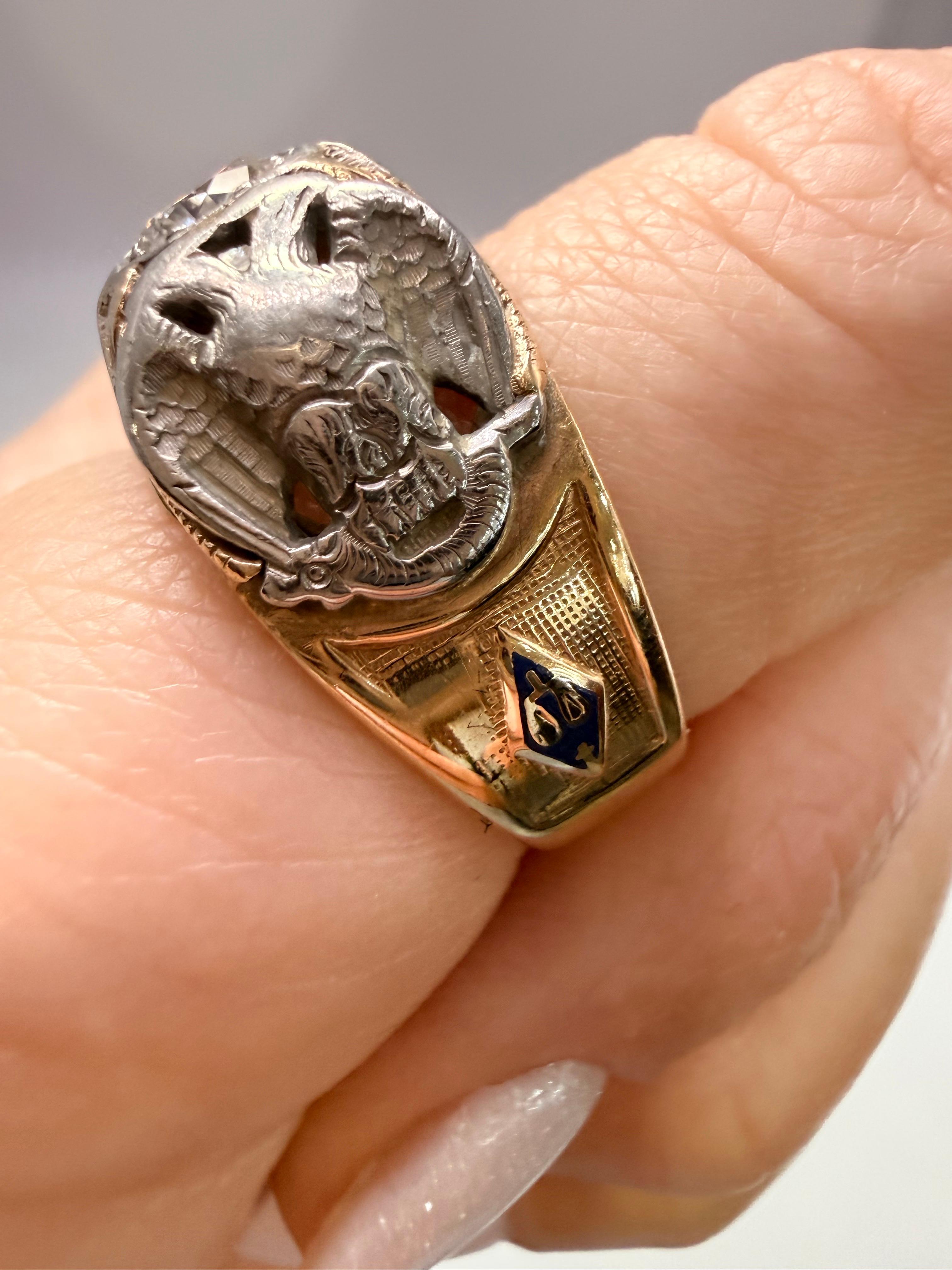 da uomo o donna One of a kind custom ring European origin 14KT 0.80 carats diamond size 9 in vendita