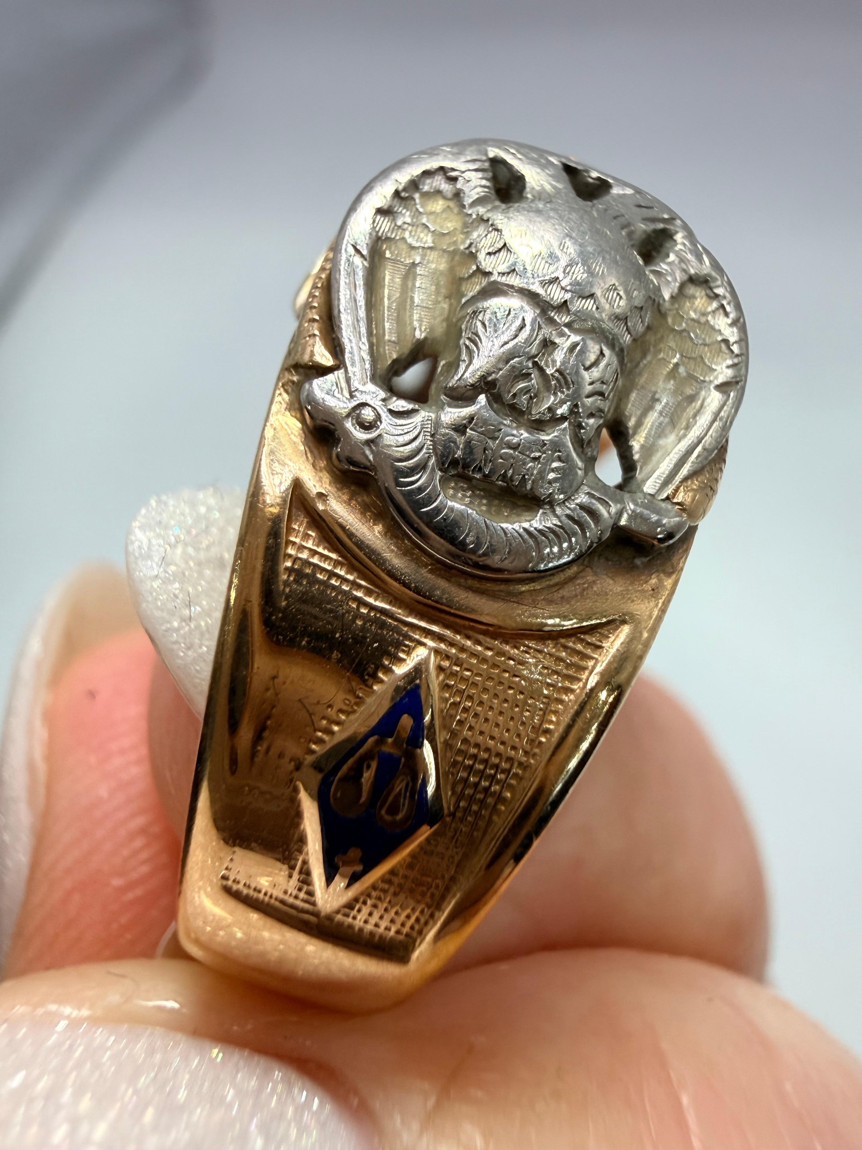 One of a kind custom ring European origin 14KT 0.80 carats diamond size 9 in vendita 3