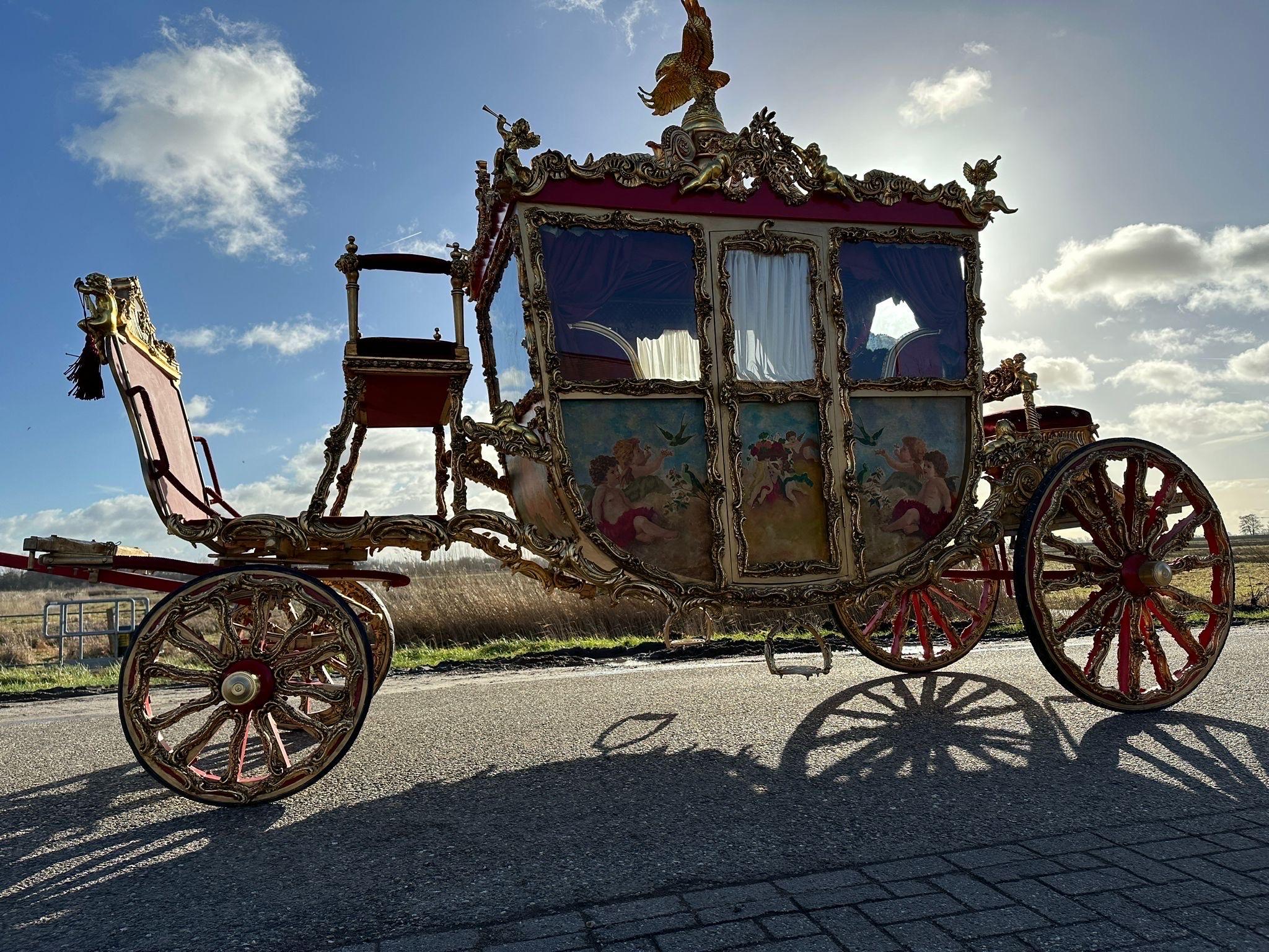 One of a kind, Dutch royal carriage, restored and ready to use For Sale 6
