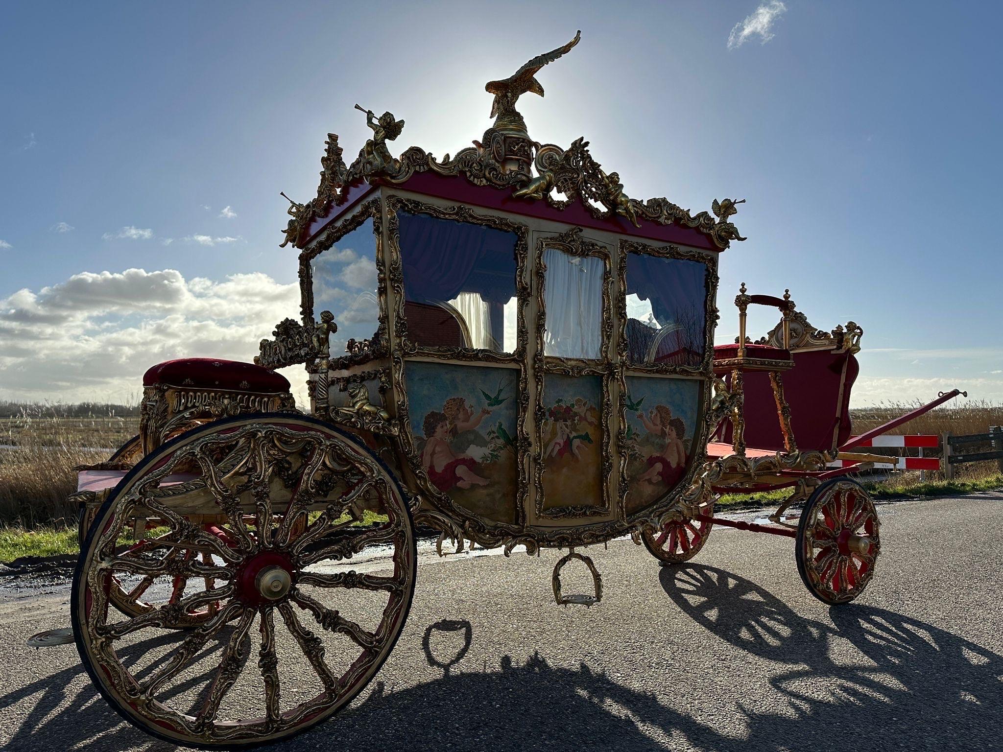 One of a kind, Dutch royal carriage, restored and ready to use For Sale 1