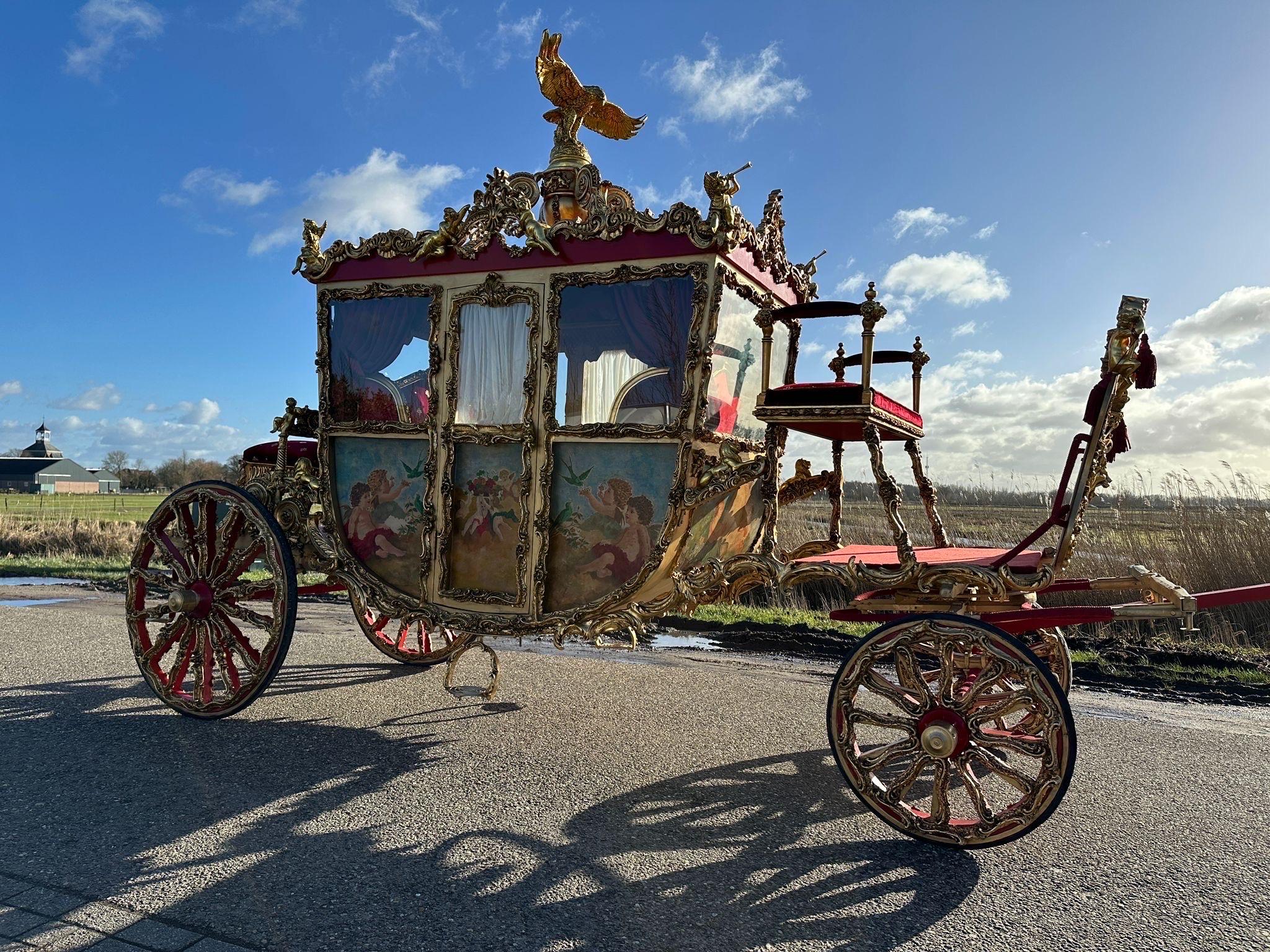 One of a kind, Dutch royal carriage, restored and ready to use For Sale 2