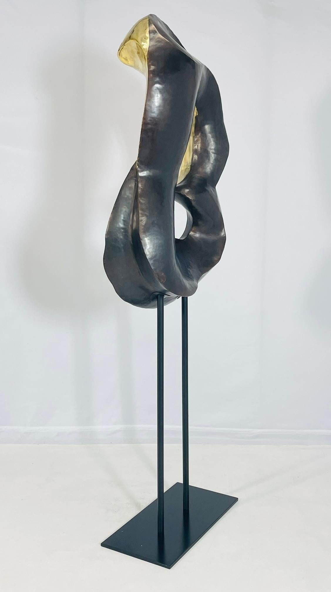 Figurativo unico nel suo genere  Scultura da terra in ottone massiccio, USA 21° secolo in vendita 5