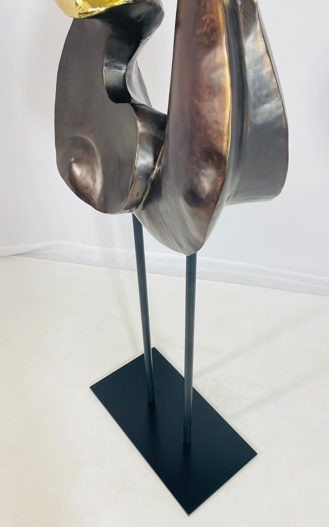 Figurativo unico nel suo genere  Scultura da terra in ottone massiccio, USA 21° secolo in vendita 10