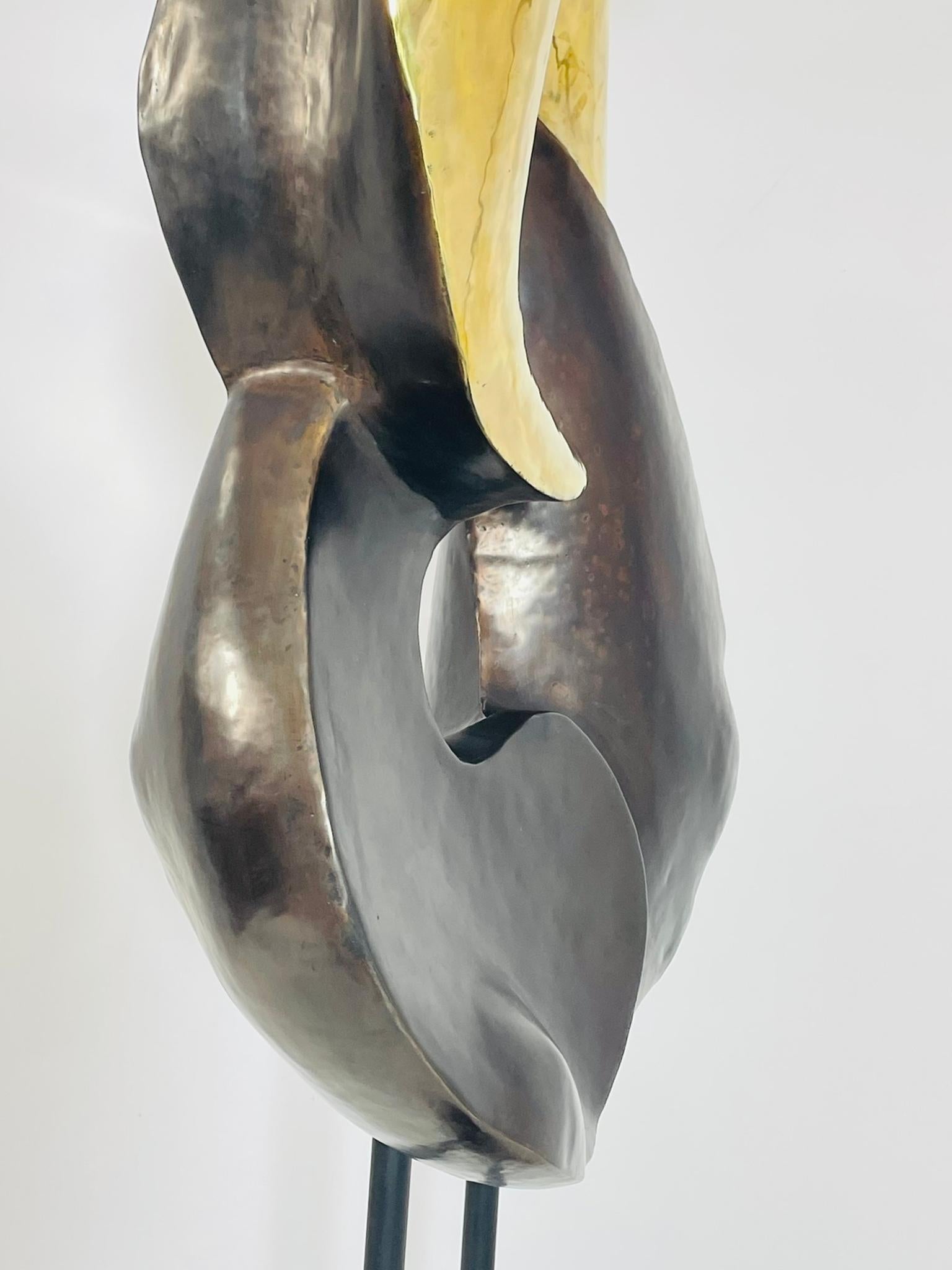 Figurativo unico nel suo genere  Scultura da terra in ottone massiccio, USA 21° secolo in vendita 1