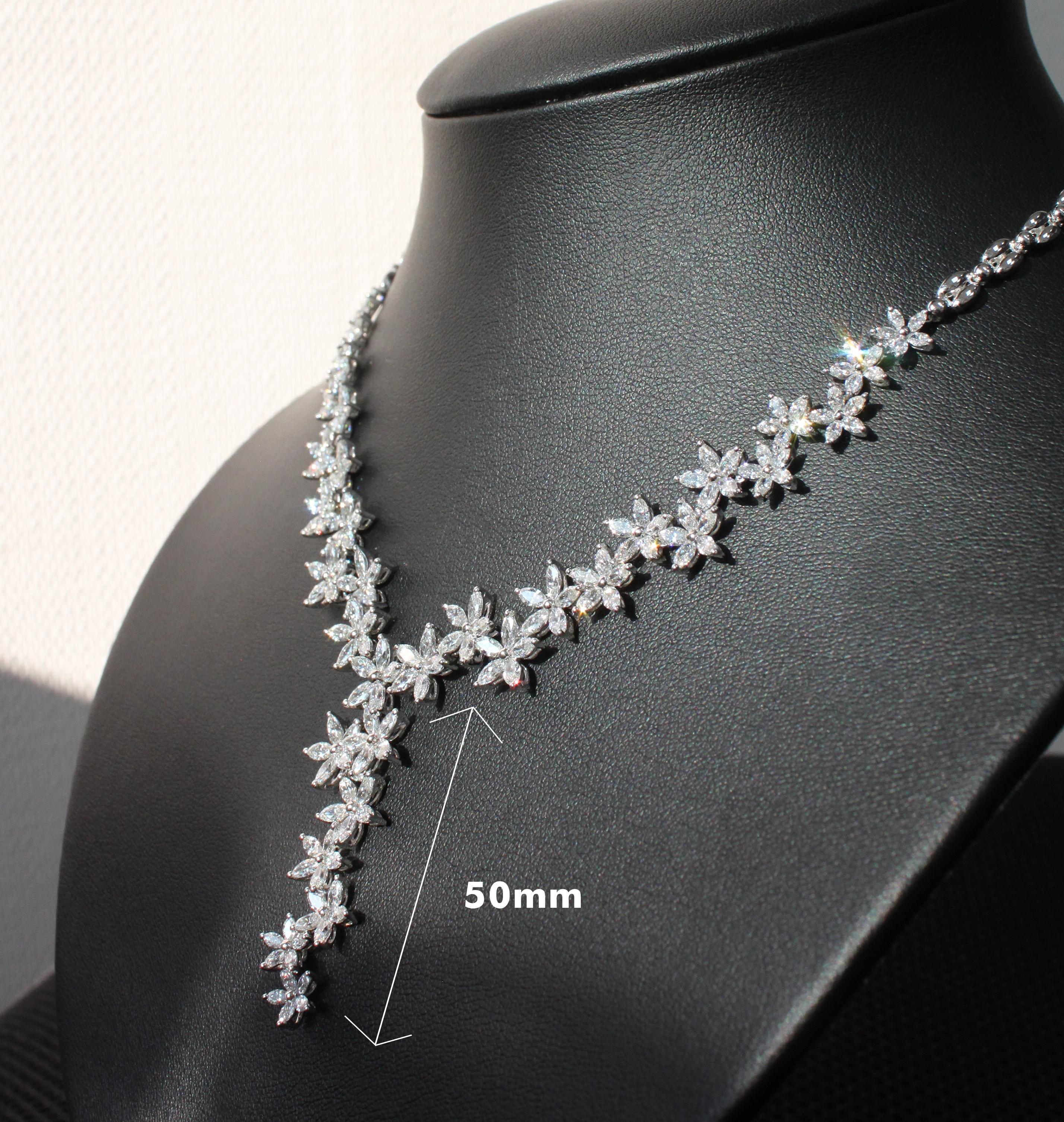 One of a kind floral diamond necklace made with marquise VS-SI natural diamonds For Sale 4