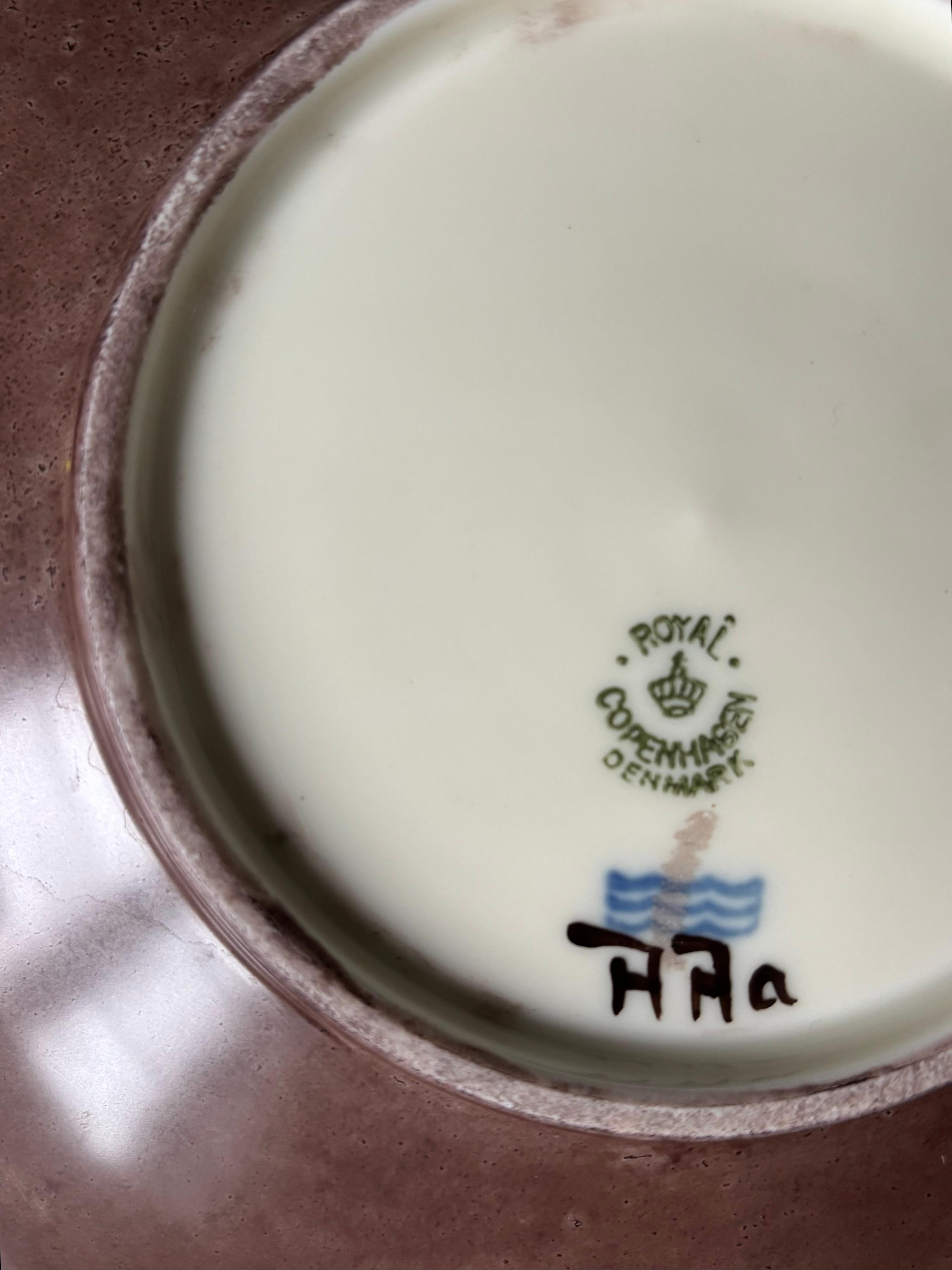 Ceramica Ciotola floreale Royal Copenhagen unica nel suo genere, anni '40 in vendita