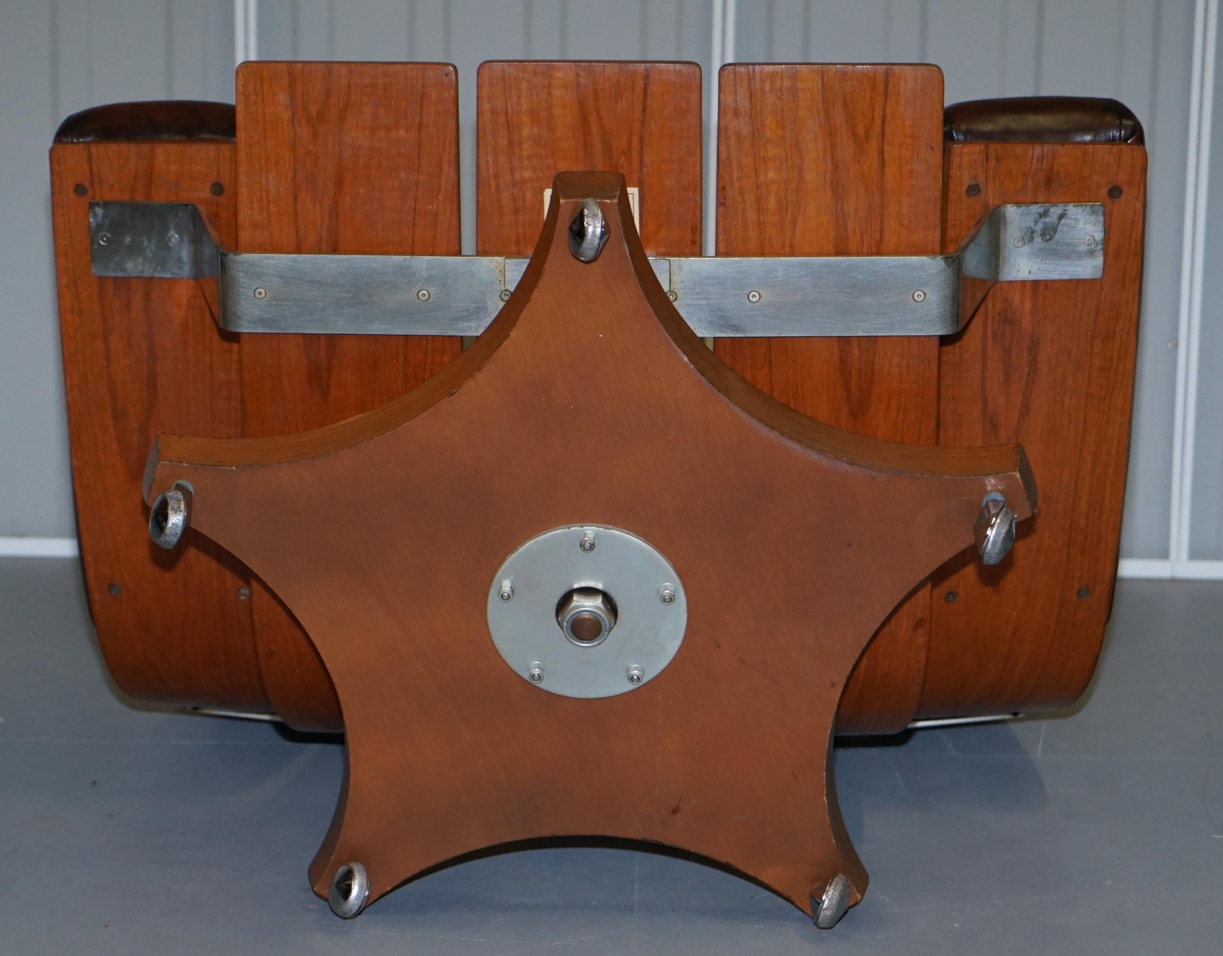 Einzigartiger, vollständig restaurierter, handgefärbter Housemaster-Sessel aus braunem Leder von G-Plan im Angebot 12