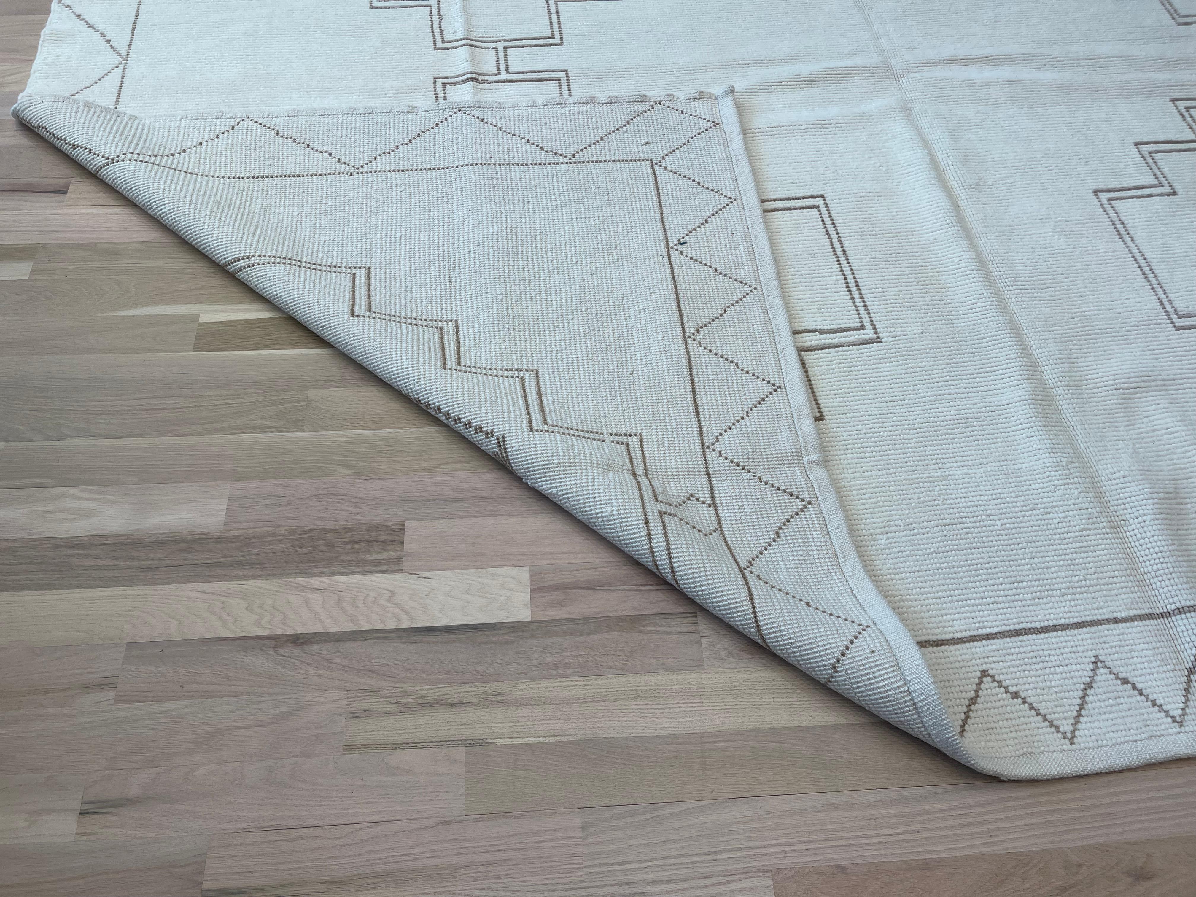 Tapis turc géométrique unique en son genre Neuf - En vente à West Hollywood, CA
