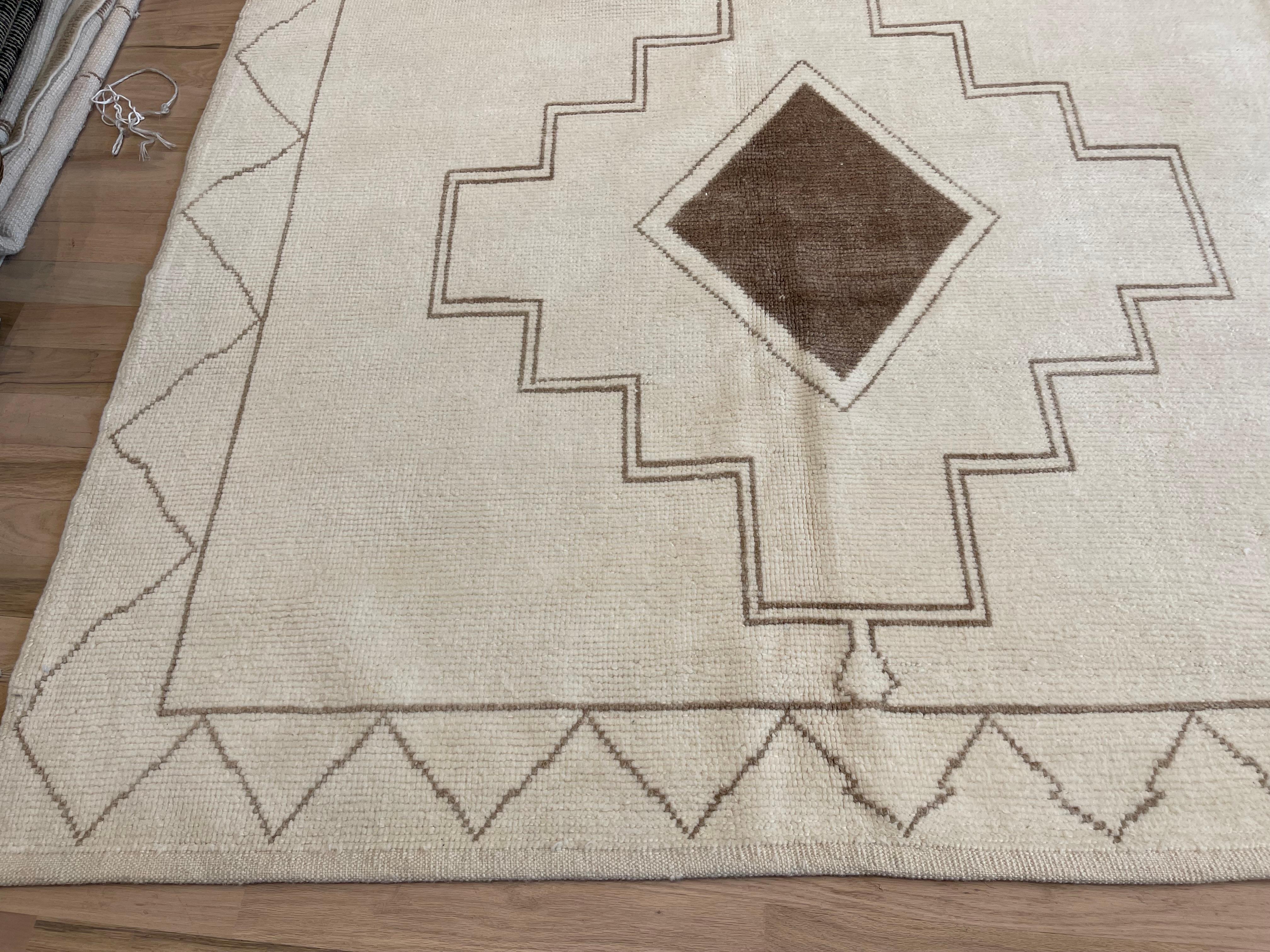 XXIe siècle et contemporain Tapis turc géométrique unique en son genre en vente