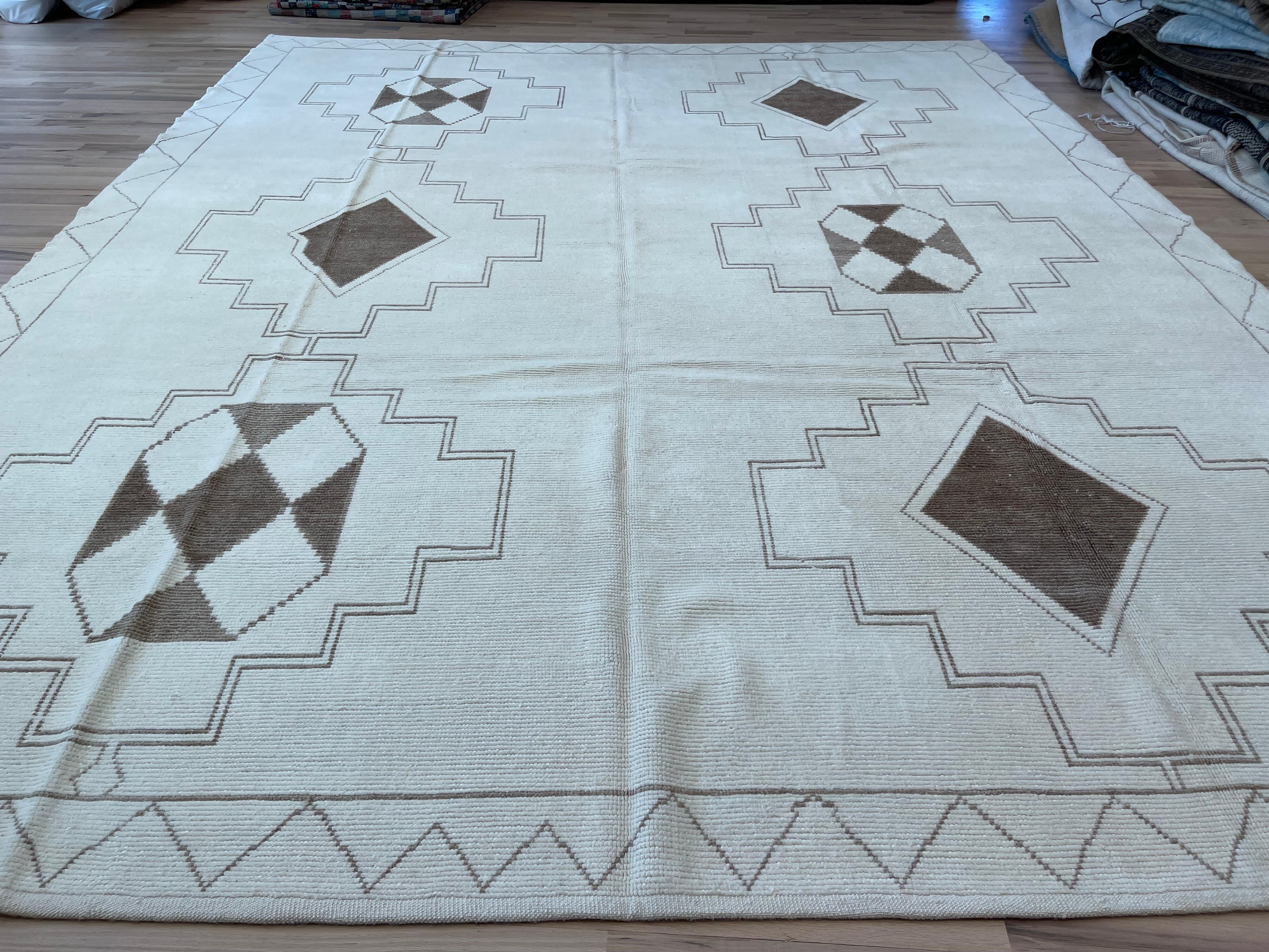 Tapis turc géométrique unique en son genre en vente 1