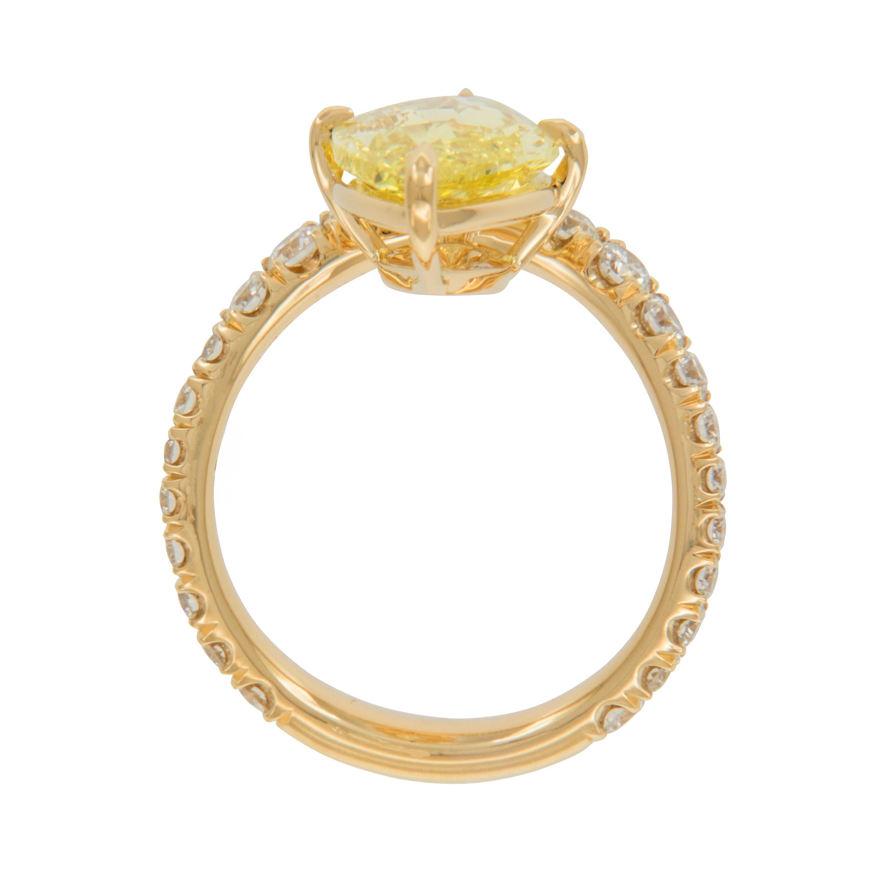 Contemporary One of a Kind GIA 2.95 Carat Briolette Cut Fancy Intense Yellow Diamond Ring