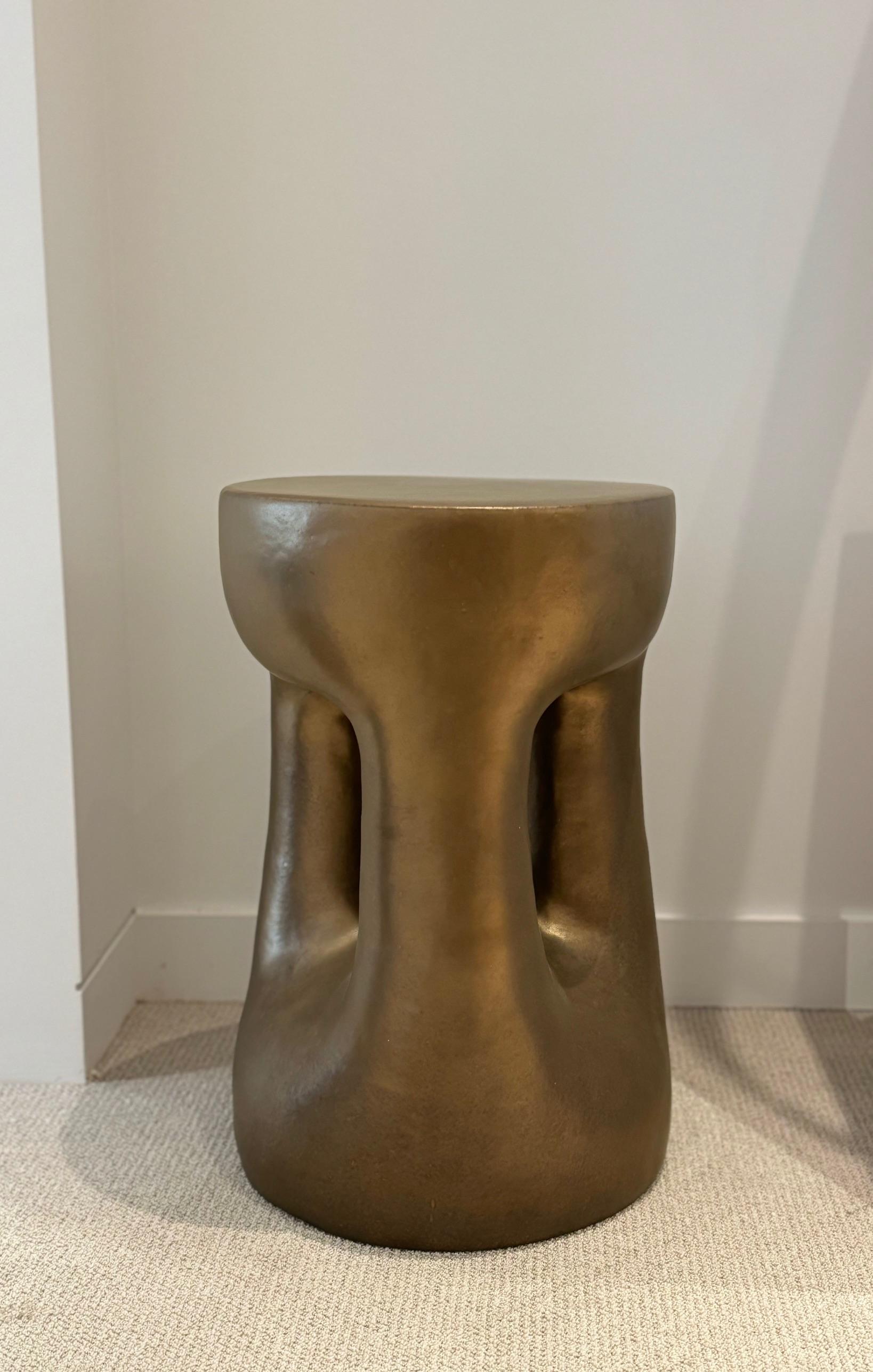 Hand-sculpted pair of ceramic Stools / Tables / Sculptures
Free form Stoneware with golden bronze enamel.
One of a kind handmade pieces signed by the French ceramicists Dalo, 2024.



 
