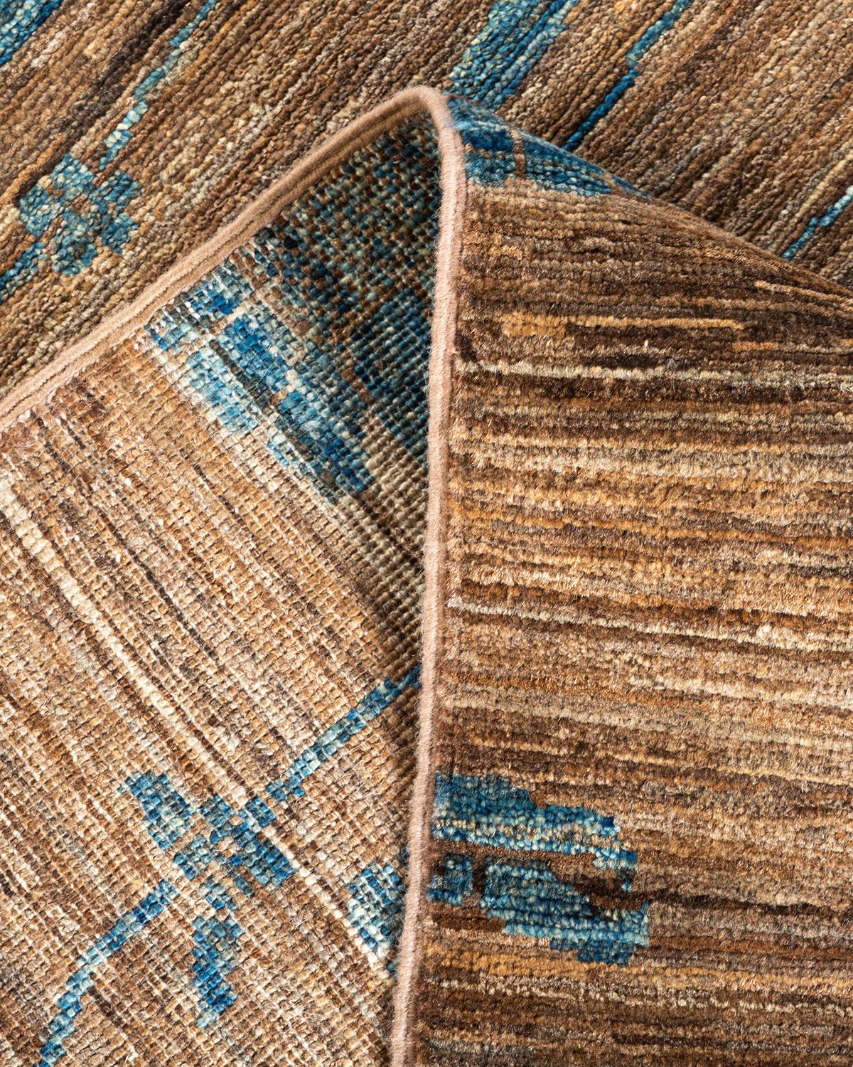 Laine Tapis marron abstrait et éclectique noué à la main, unique en son genre en vente