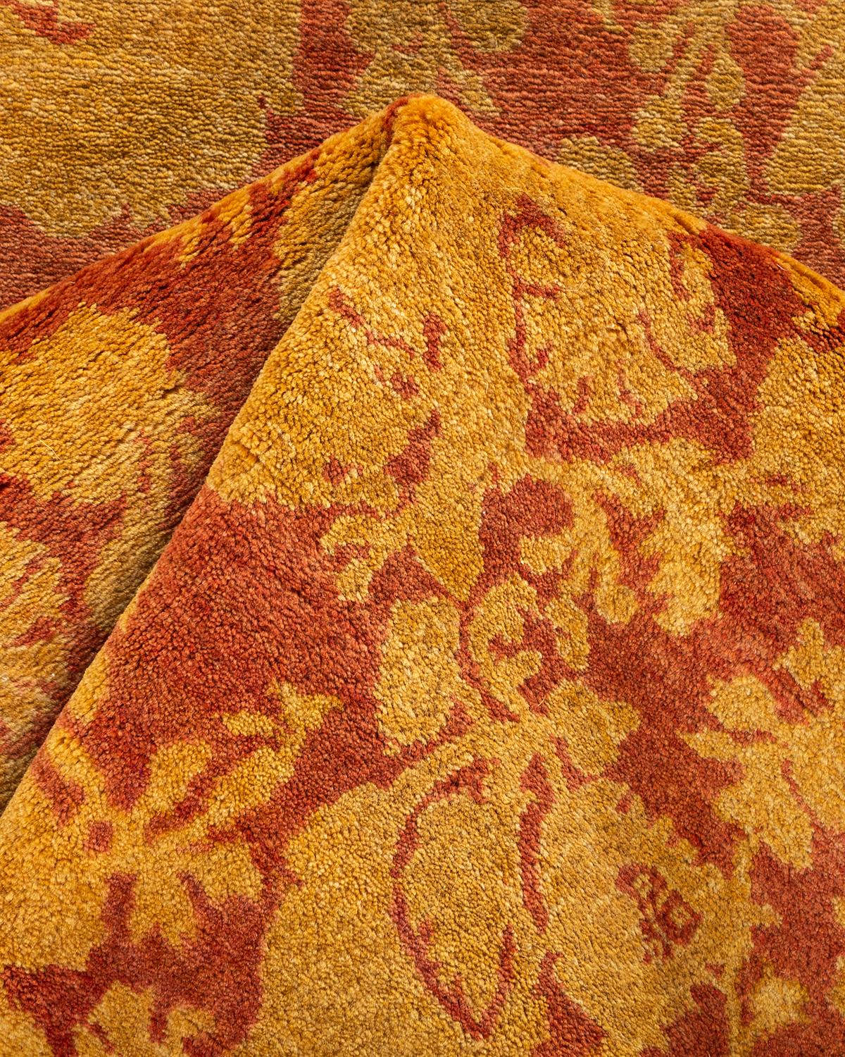 Tapis rose moghol abstrait noué à la main, unique en son genre en vente 1