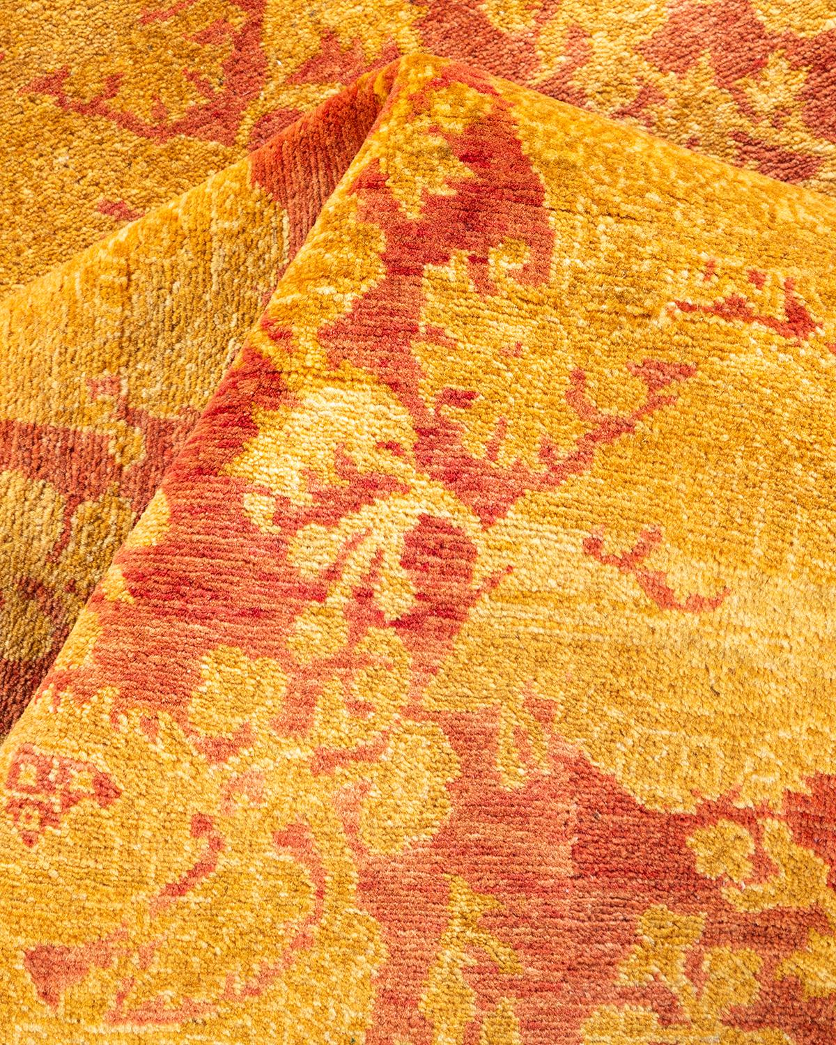 Tapis rose moghol abstrait noué à la main, unique en son genre en vente 1