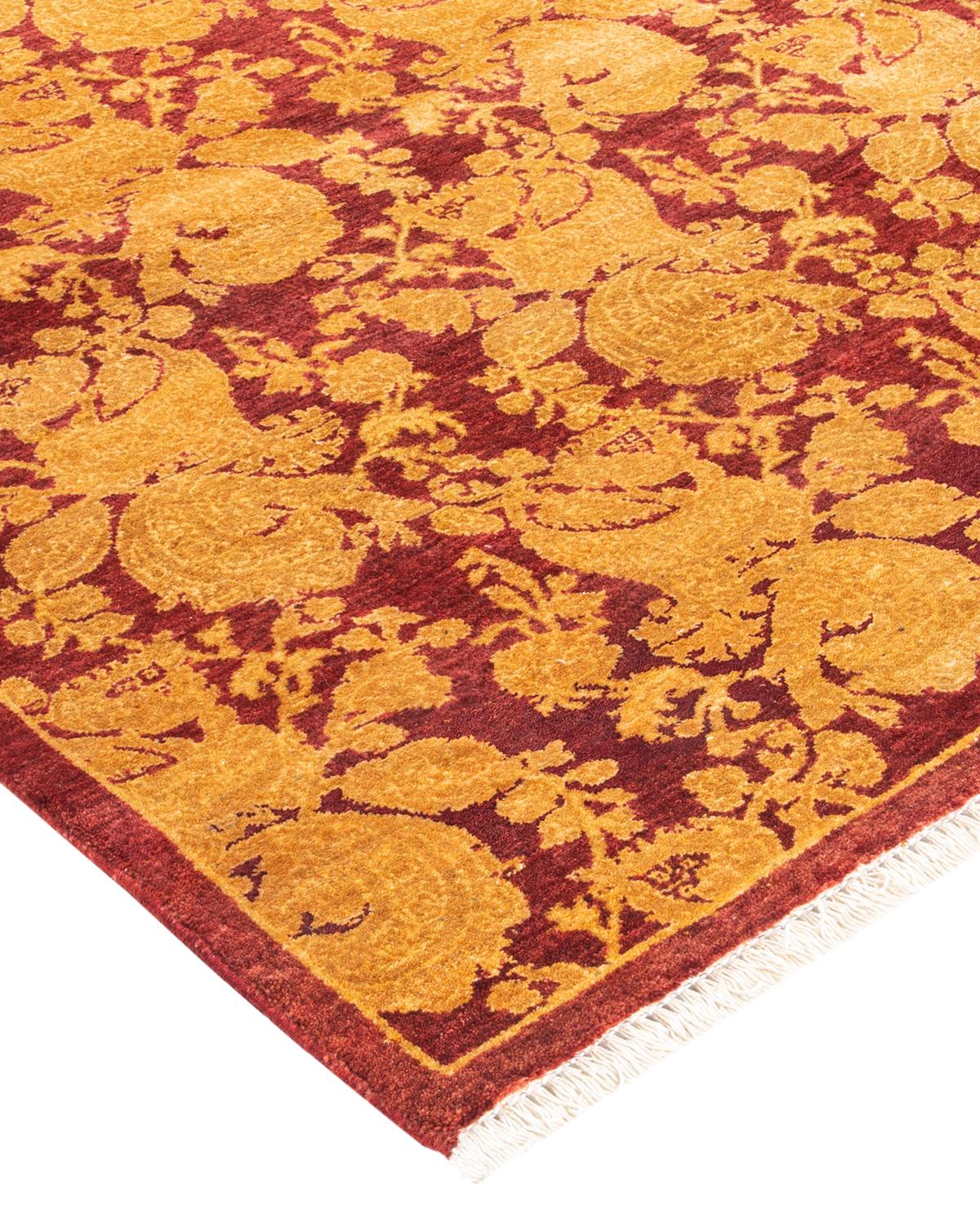 Die Teppiche der Mogul-Kollektion bringen mit ihren zurückhaltenden Farben und Allover-Mustern zeitlose Eleganz in jeden Raum. Beeinflusst von einem Spektrum türkischer, indischer und persischer Designs, lassen die Kunsthandwerker, die diese