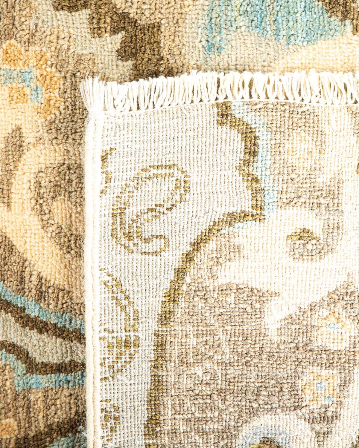 Contemporary One-of-a-kind Hand Knotted Abstract Suzani Light Gray Area Rug For Sale