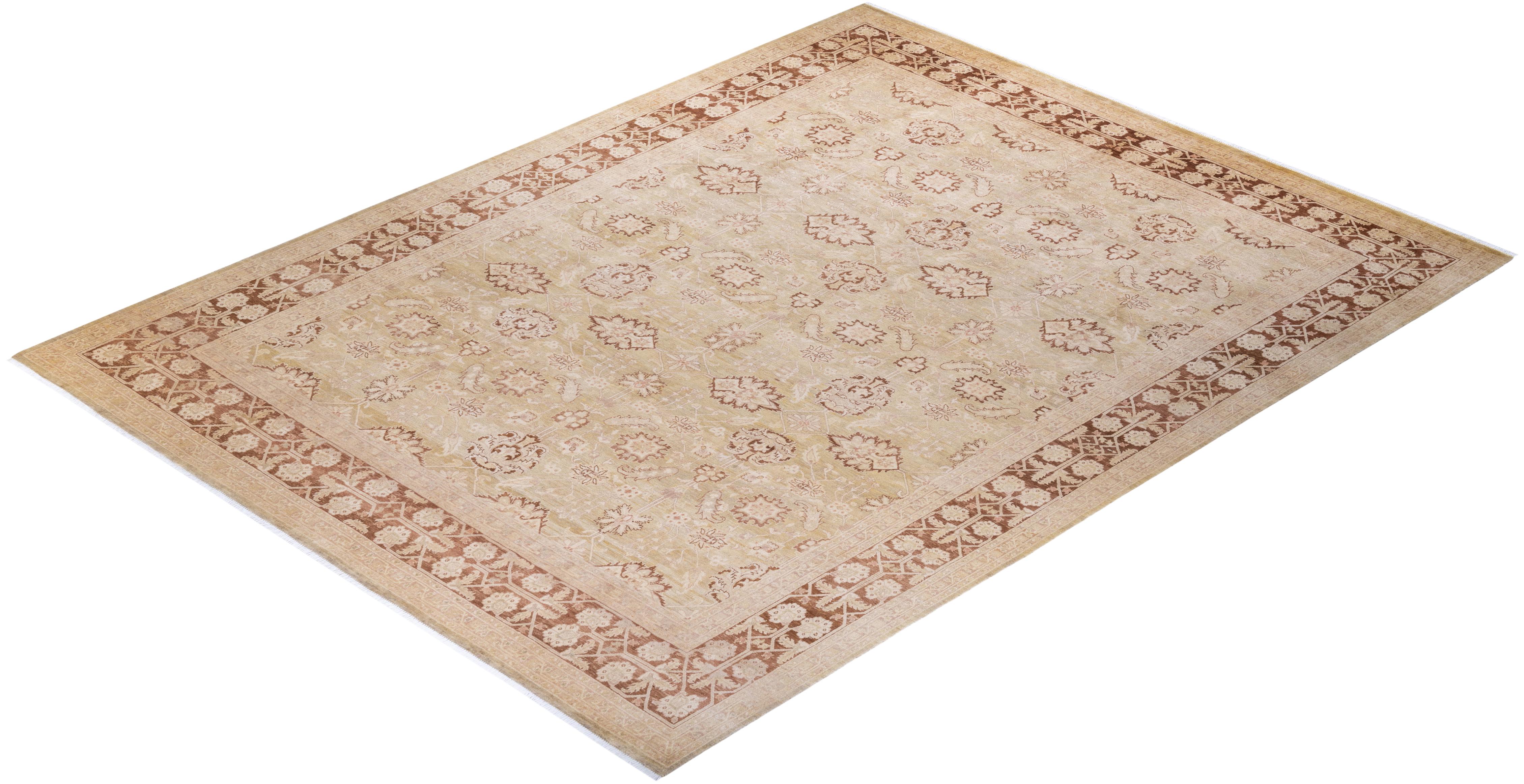 One of a Kind Hand Knotted Contemporary Floral Eclectic Ivory Area Rug For Sale 3