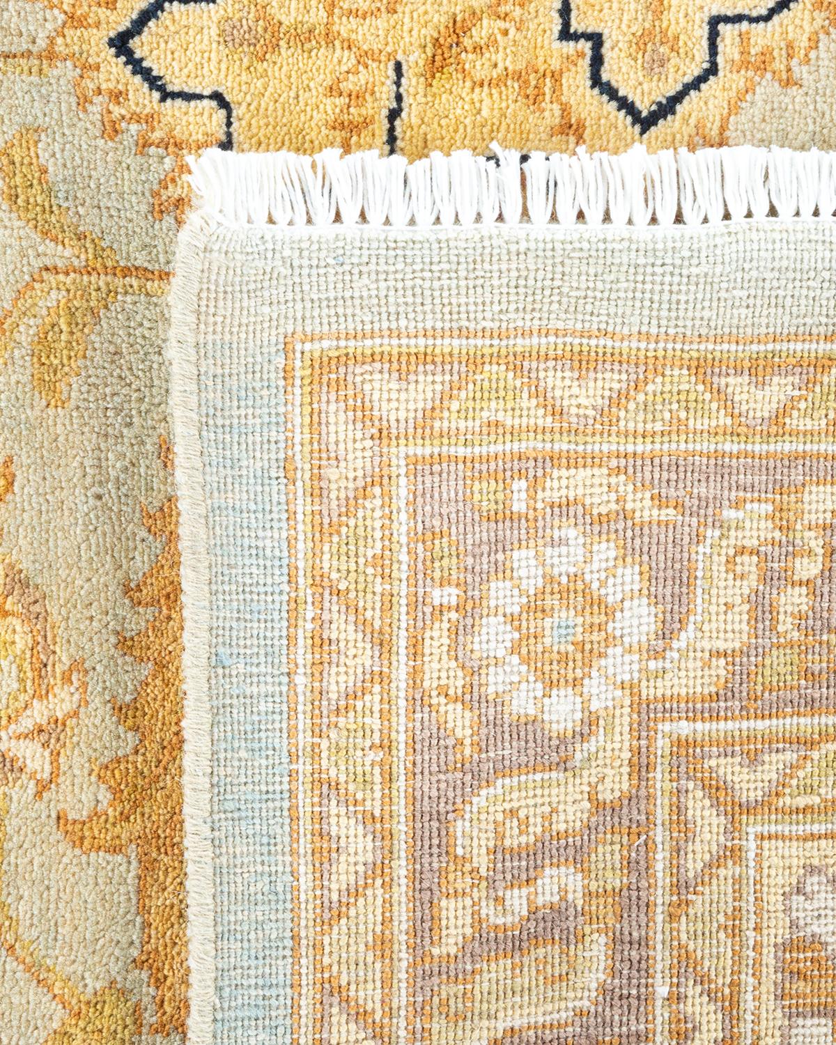 Alfombra única anudada a mano contemporánea floral ecléctica azul claro Siglo XXI y contemporáneo en venta