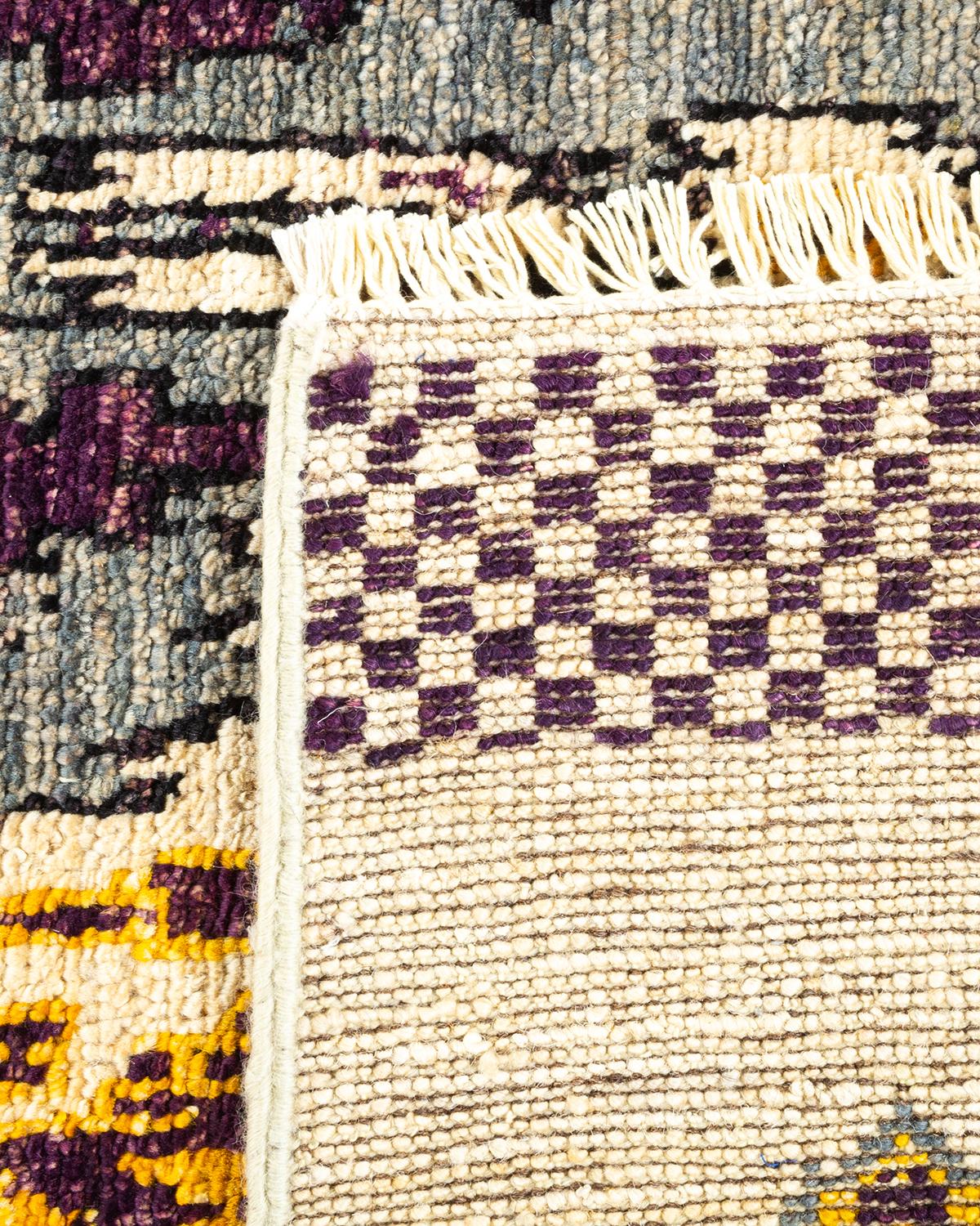 Handgeknüpfter zeitgenössischer Ikat Modern Elfenbeinfarbener Teppich, Unikat, Unikat (21. Jahrhundert und zeitgenössisch) im Angebot
