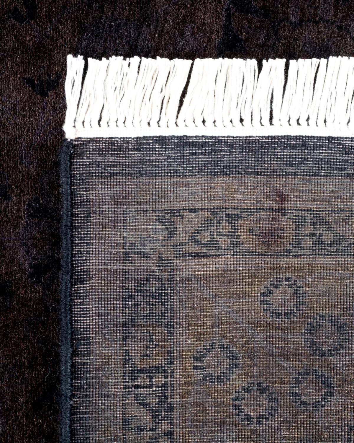 XXI secolo e contemporaneo Tappeto contemporaneo sovratinto nero unico nel suo genere, annodato a mano in vendita