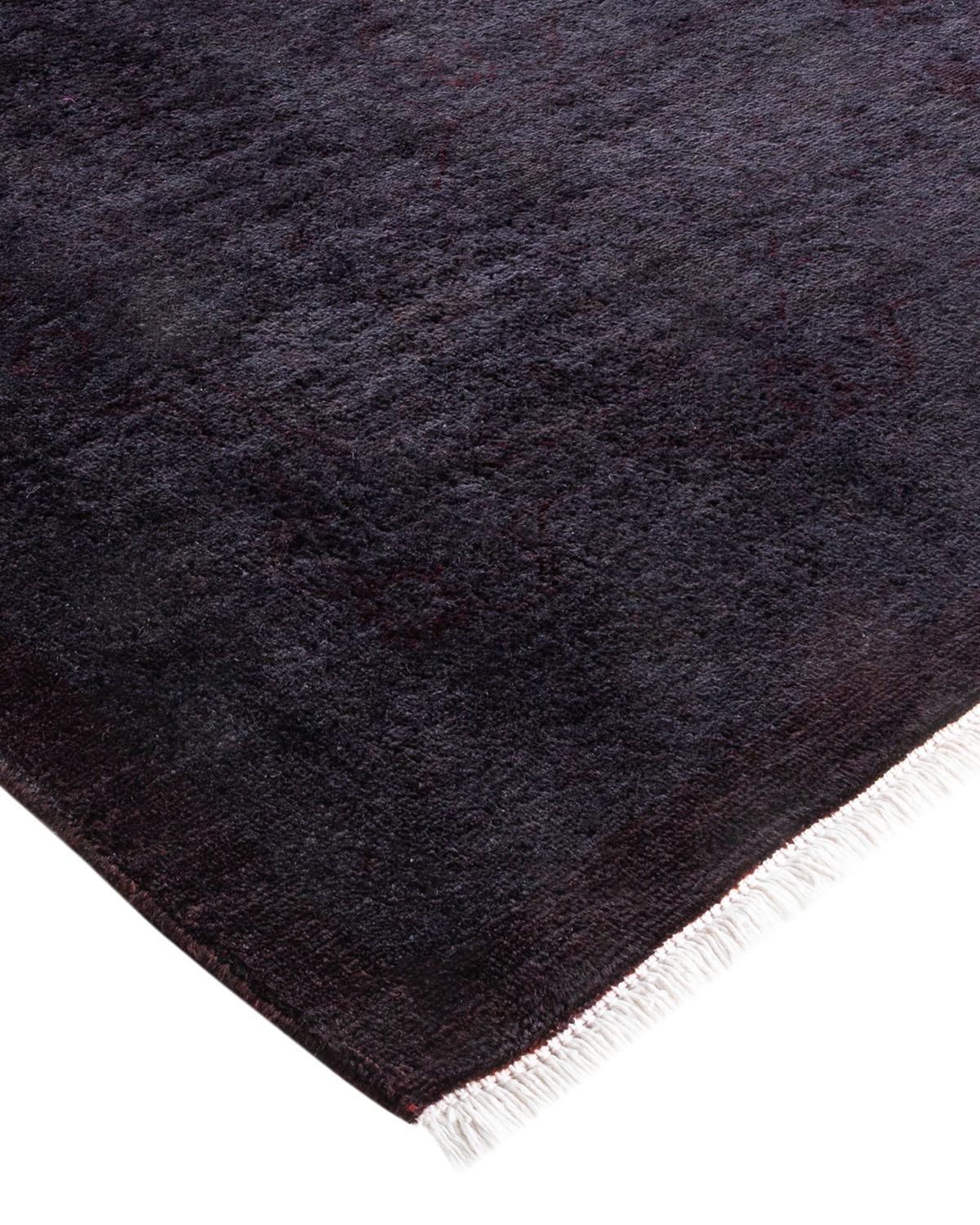 Vibrance-Teppiche sind der Inbegriff von Klassik mit Pfiff: traditionelle Muster in leuchtenden Farben gefärbt. Jeder handgeknüpfte Teppich wird mit einem 100 % natürlichen botanischen Farbstoff gewaschen, der verborgene Nuancen in den Mustern