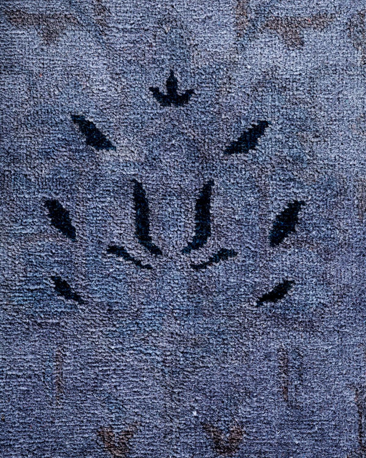 Einzigartiger handgeknüpfter zeitgenössischer grauer Overdyed-Teppich (Pakistanisch) im Angebot