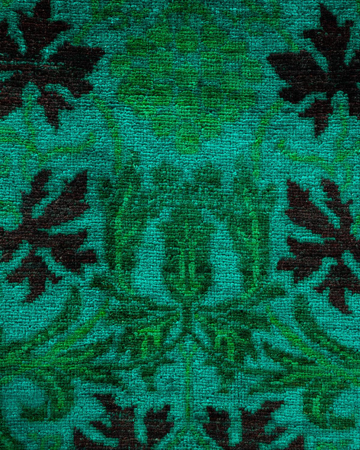 Pakistanais Tapis de sol contemporain surdimensionné vert, noué à la main, unique en son genre en vente