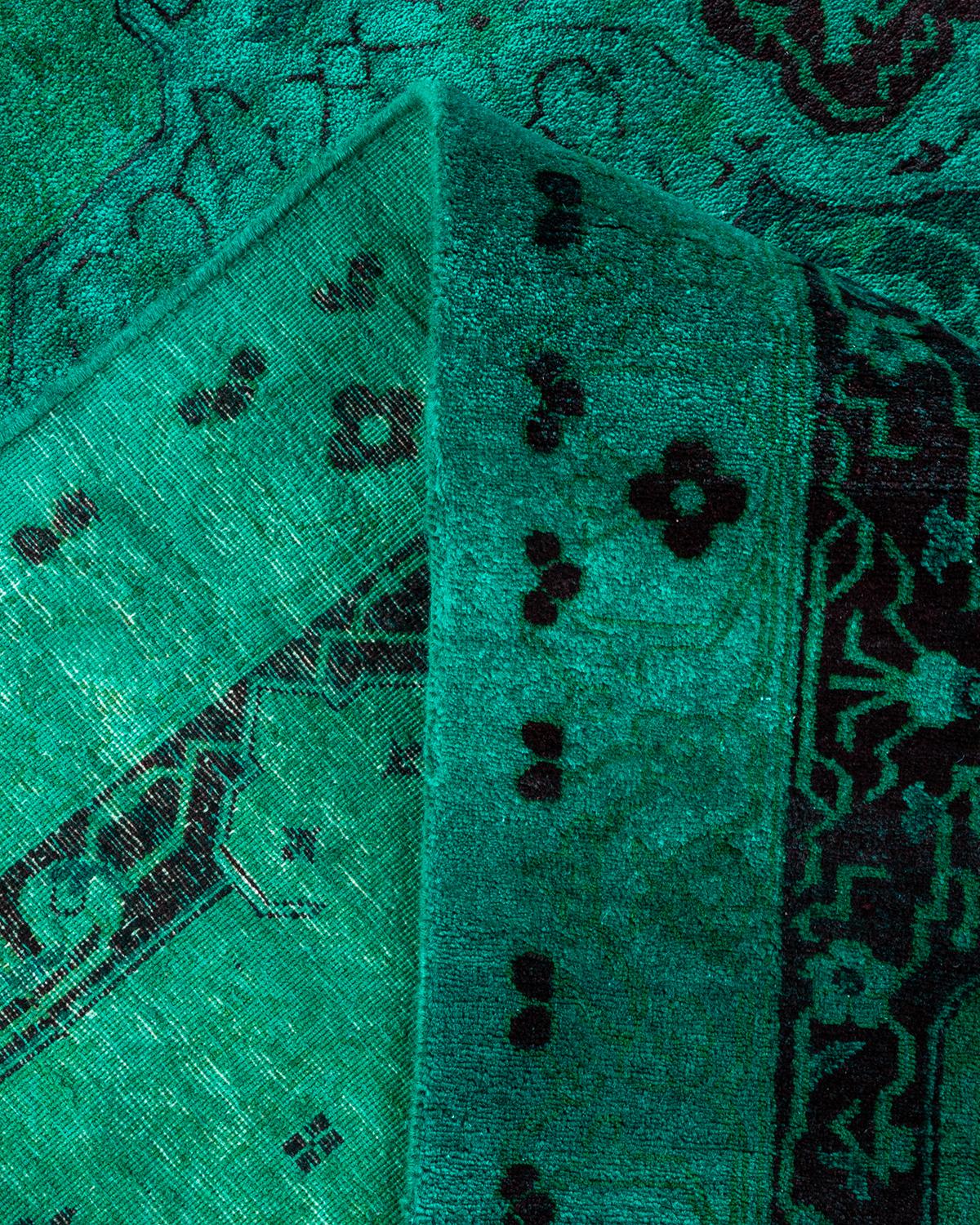Alfombra única anudada a mano Contemporánea teñida de verde Lana en venta