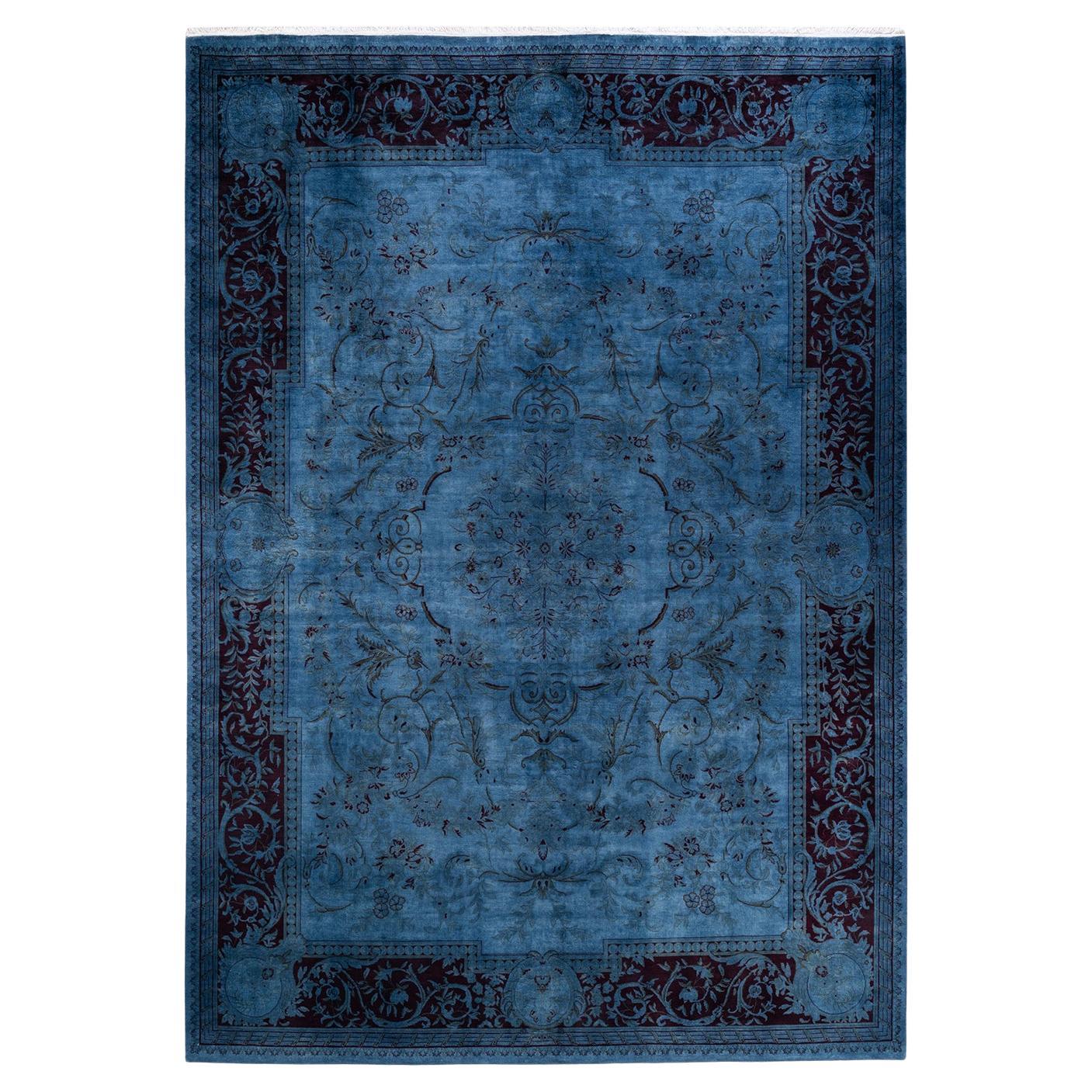 Alfombra única anudada a mano contemporánea teñida de azul claro
