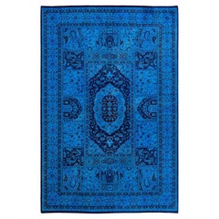 Alfombra única anudada a mano contemporánea teñida de azul claro