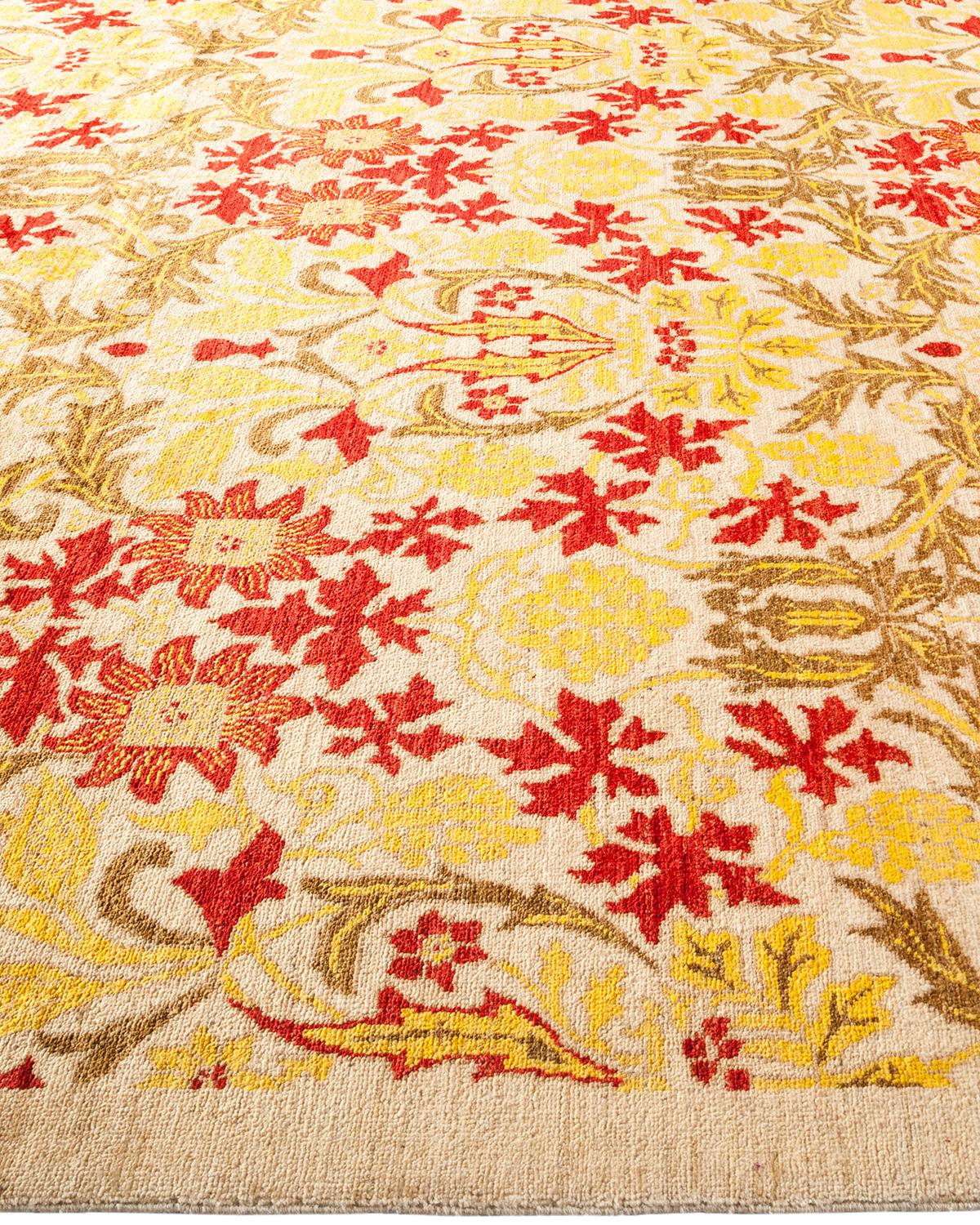 One-of-a-kind Hand Knotted Floral Arts & Crafts Ivory Area Rug In New Condition For Sale In Norwalk, CT