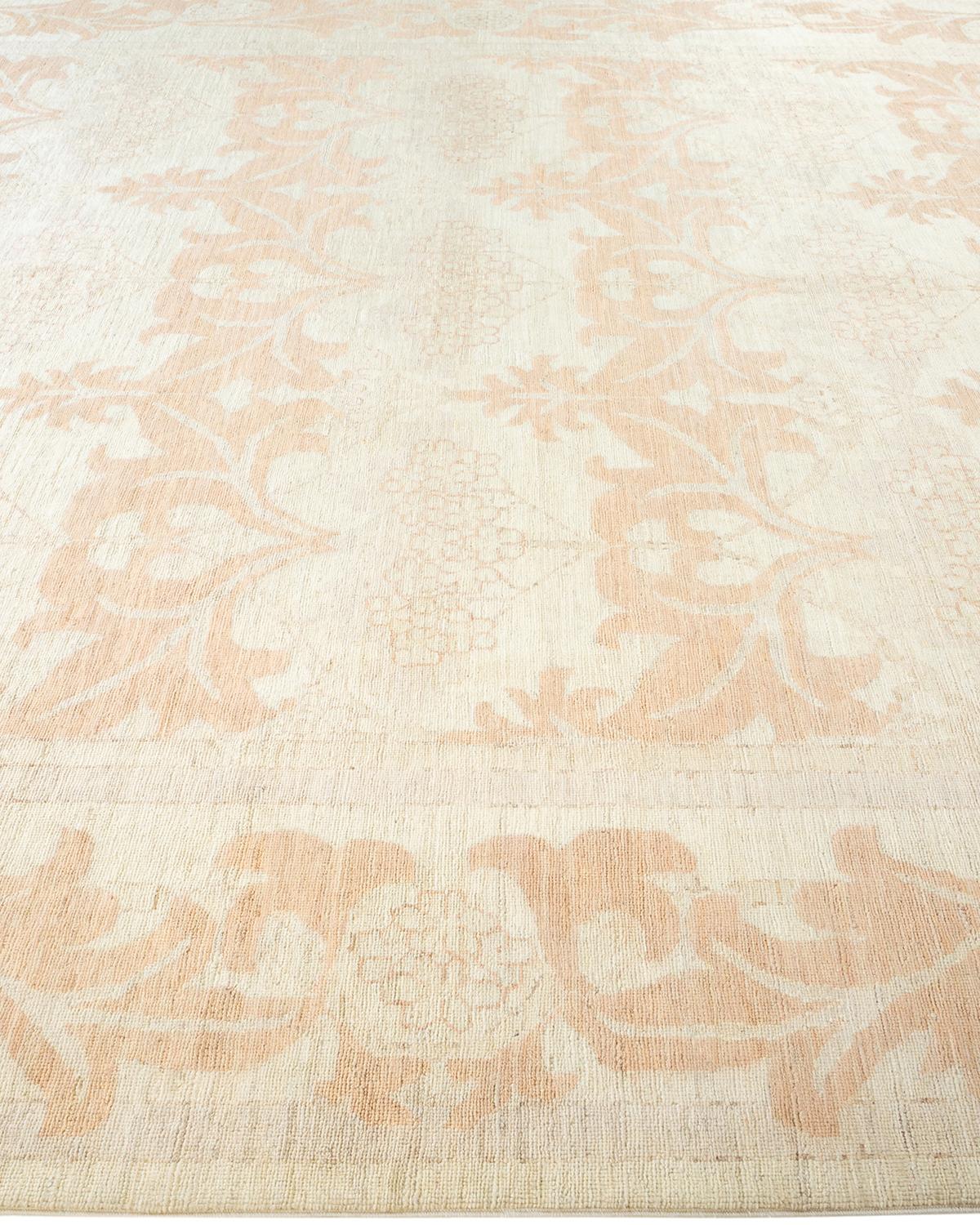 Tapis Arts & Crafts ivoire unique en son genre à motifs floraux noués à la main Neuf - En vente à Norwalk, CT