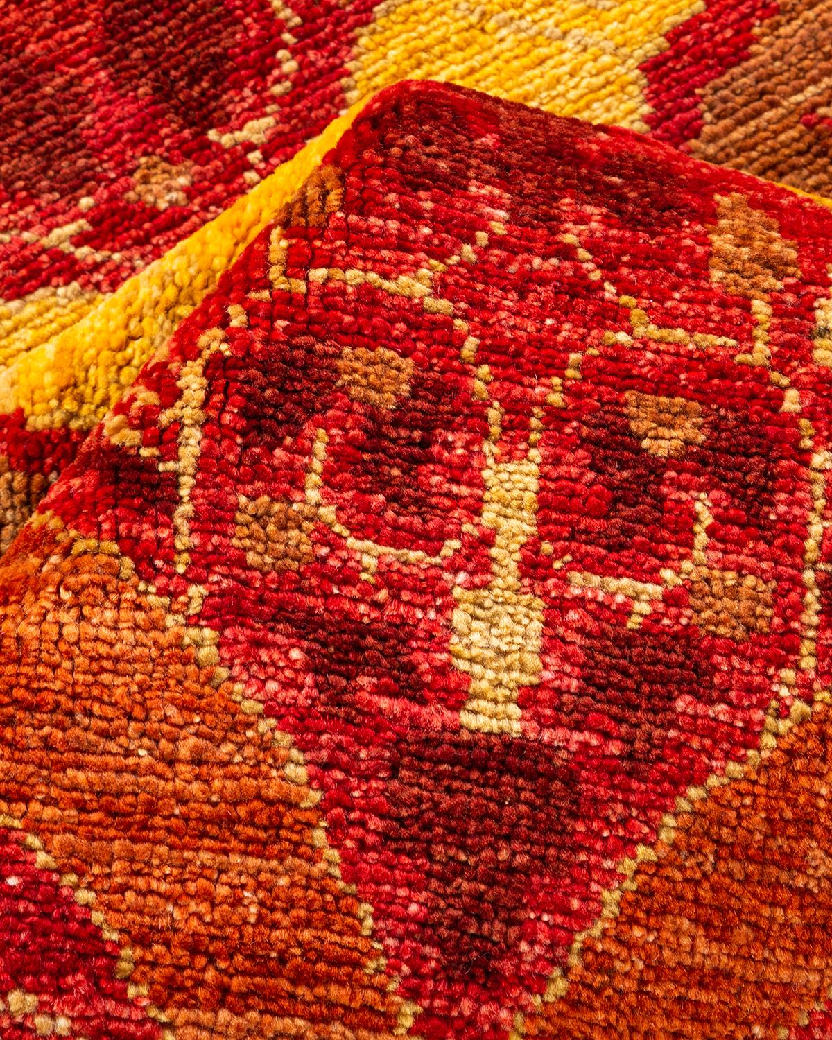 Tapis rouge Arts & Crafts noué à la main à motifs floraux, unique en son genre, 2,69 m x 3,78 m en vente 1