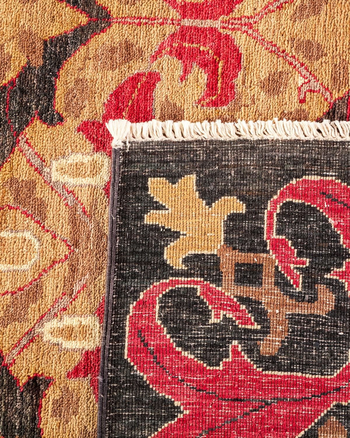 XXIe siècle et contemporain Tapis Arts & Crafts jaune à fleurs noué à la main, unique en son genre en vente