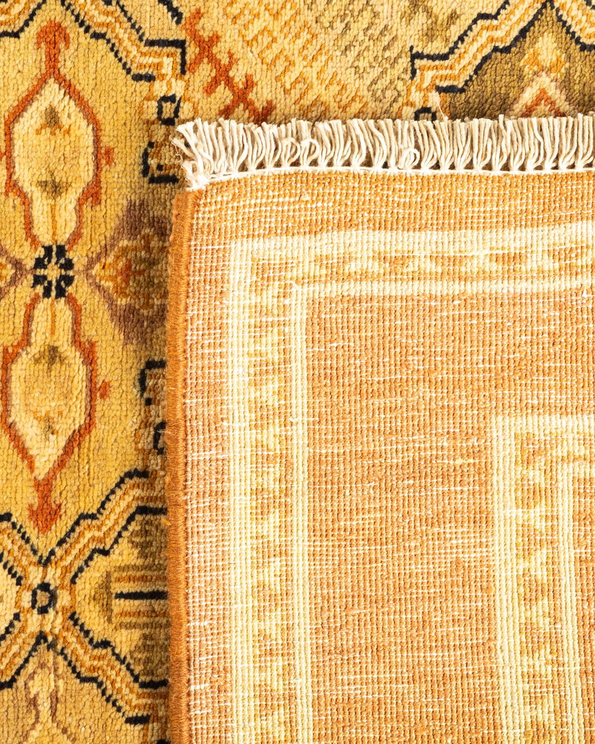 Handgeknüpfter, geblümter, eklektischer brauner Teppich, Unikat, Unikat (21. Jahrhundert und zeitgenössisch) im Angebot
