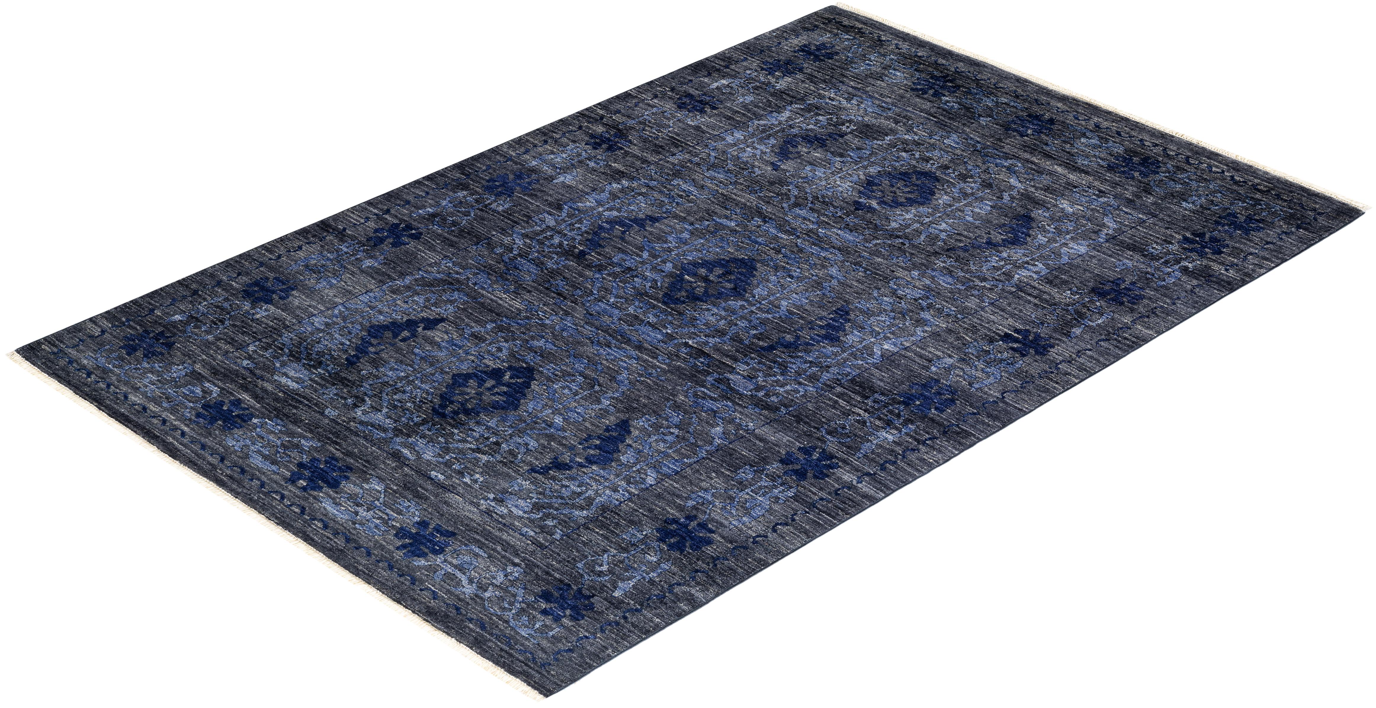 One-of-a-kind Hand Knotted Floral Eclectic Gray Area Rug For Sale 2