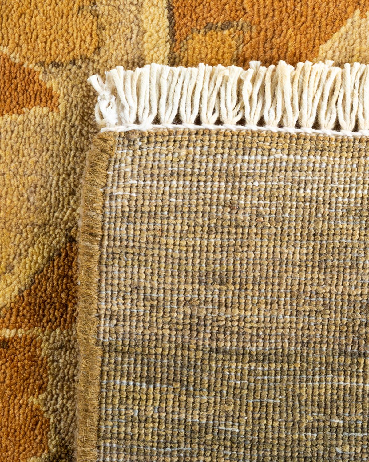 XXIe siècle et contemporain Tapis vert éclectique noué à la main à motifs floraux, unique en son genre en vente