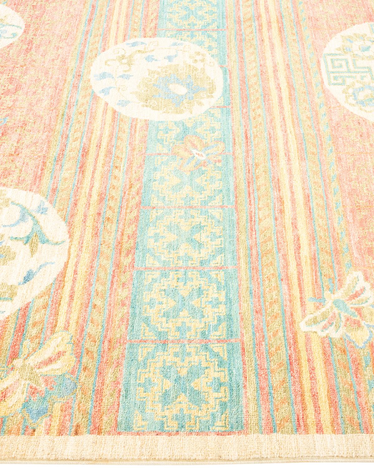 Alfombra verde ecléctica floral anudada a mano única en su género en Nuevo estado para la venta en Norwalk, CT