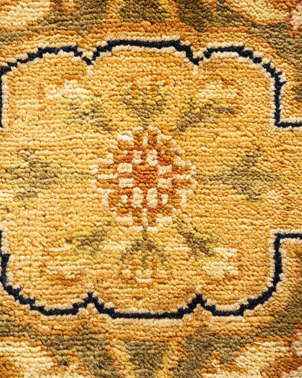 Pakistanais Tapis vert éclectique noué à la main, unique en son genre, à motifs floraux 9' 1