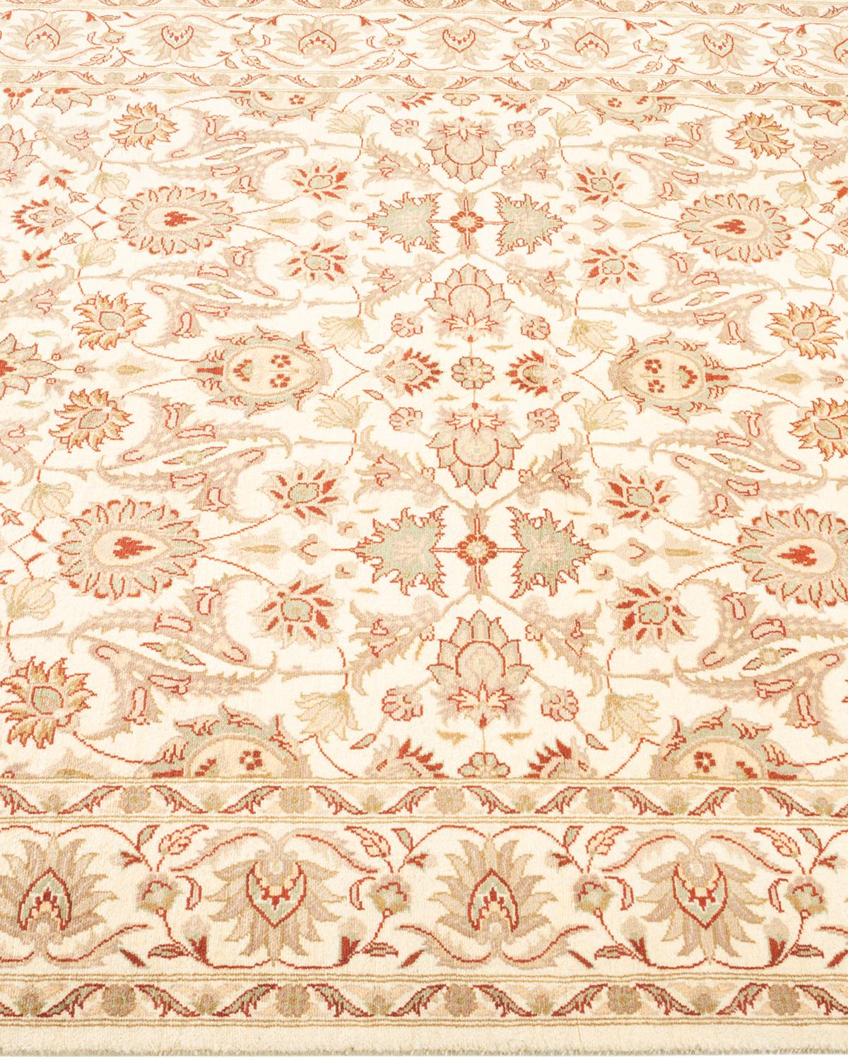 Alfombra única anudada a mano Floral Ecléctica Marfil en Nuevo estado para la venta en Norwalk, CT