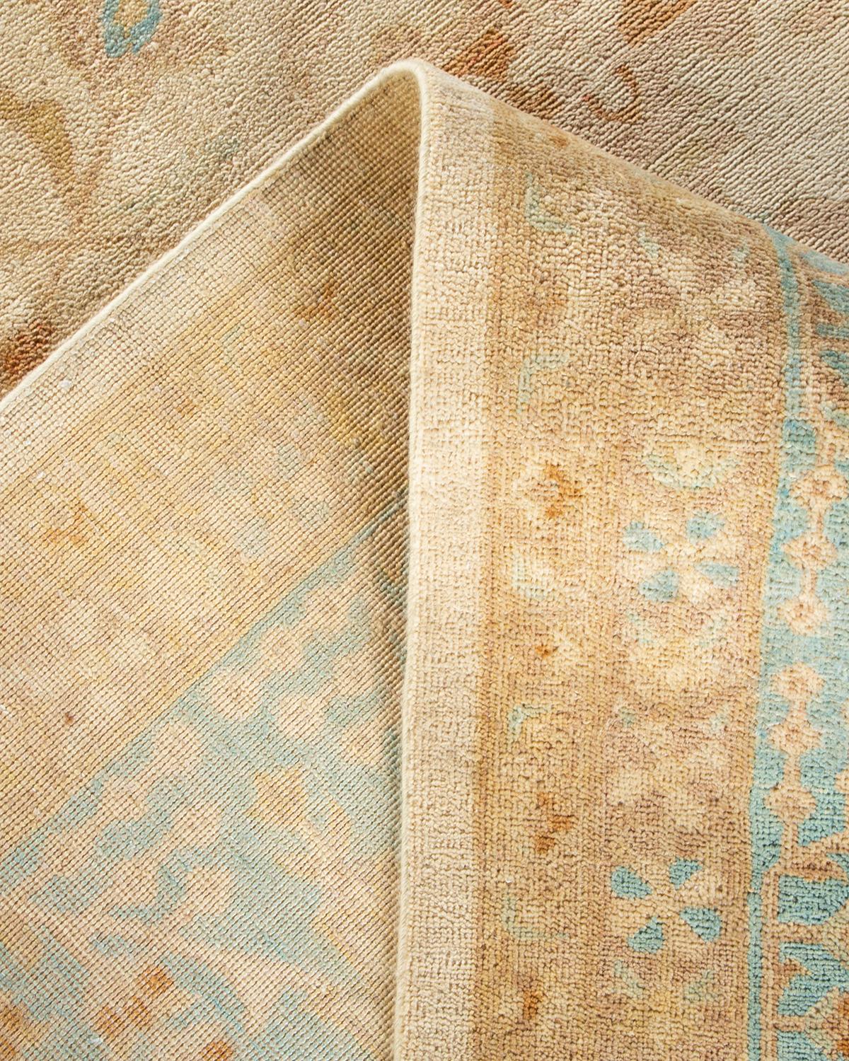 Handgeknüpfter, botanischer, elfenbeinfarbener Teppich mit Blumenmuster, Unikat (Wolle) im Angebot