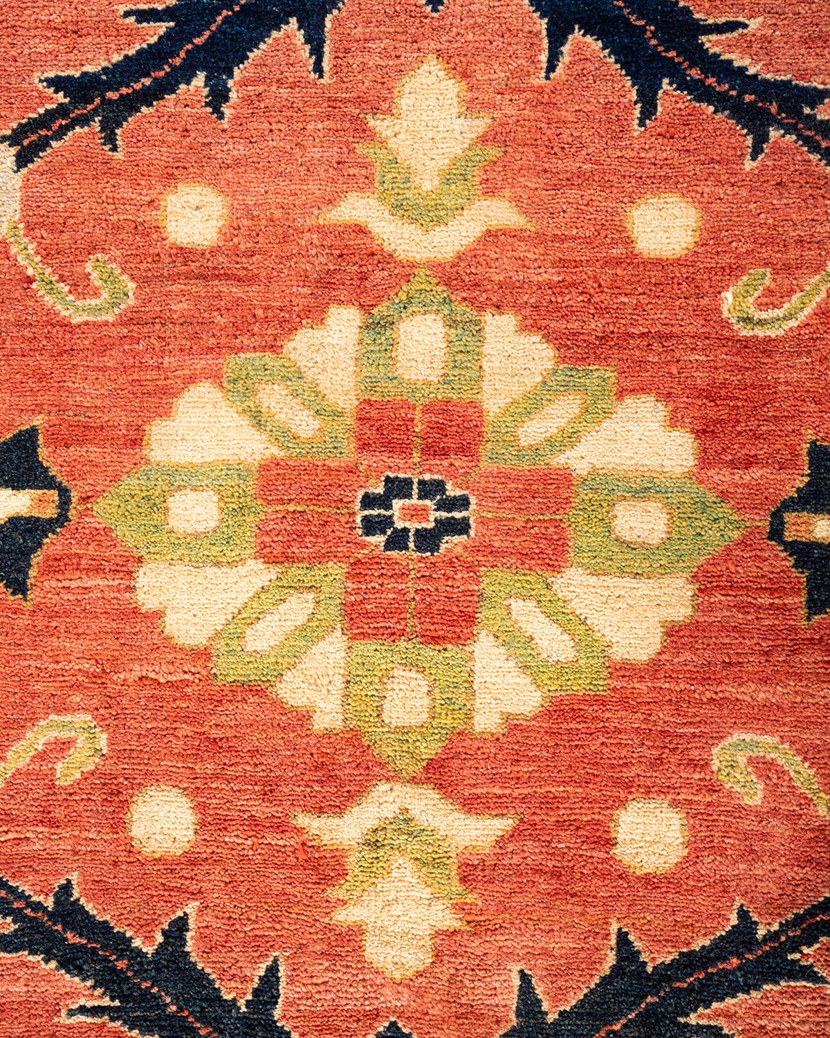 Handgeknüpfter, eklektischer orangefarbener Teppich mit Blumenmuster, Unikat im Zustand „Neu“ im Angebot in Norwalk, CT