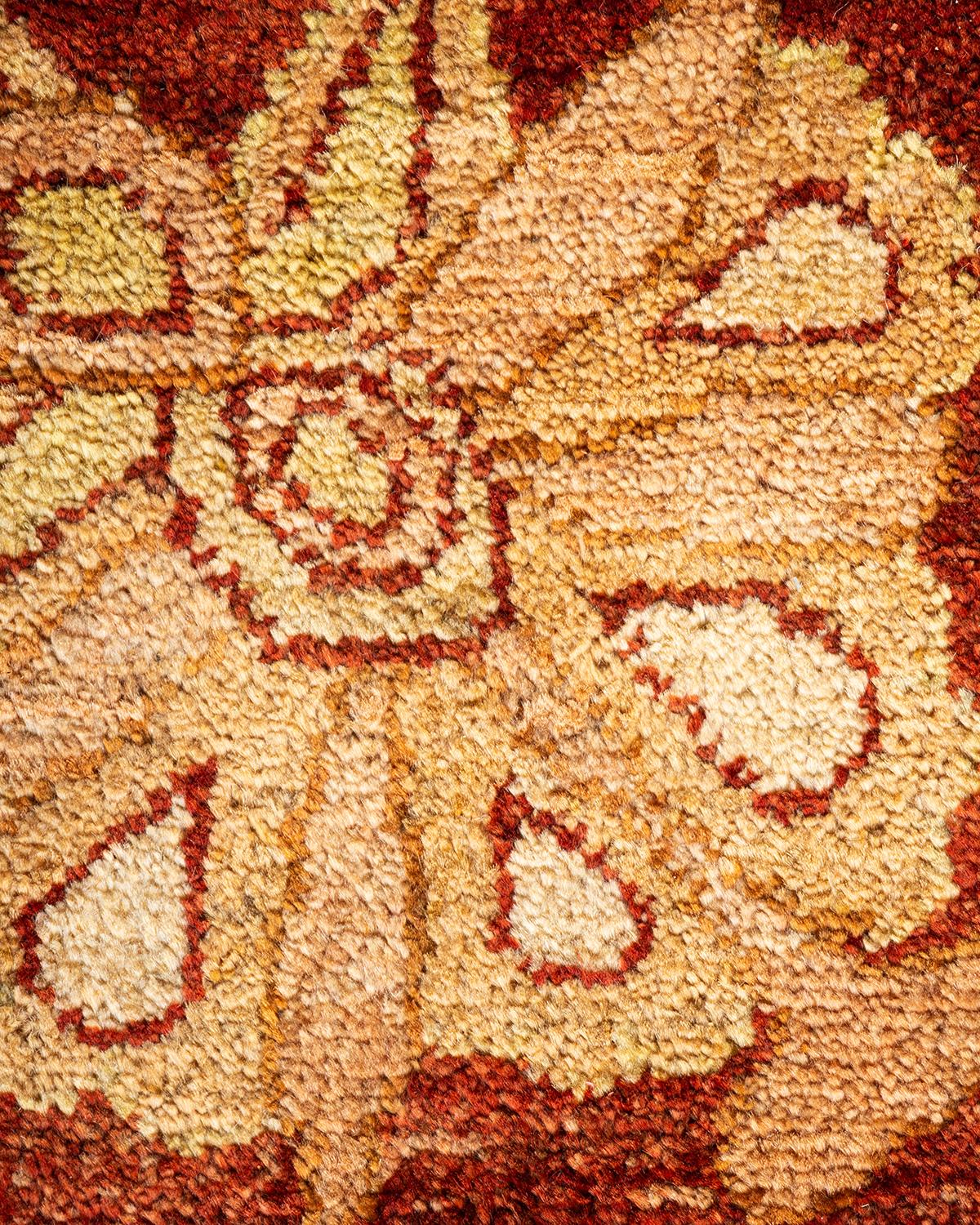 Handgeknüpfter, eklektischer orangefarbener Teppich mit Blumenmuster, Unikat im Zustand „Neu“ im Angebot in Norwalk, CT