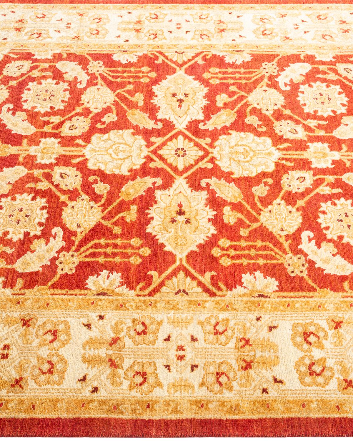 Handgeknüpfter, eklektischer orangefarbener Teppich mit Blumenmuster, Unikat, Unikat im Zustand „Neu“ im Angebot in Norwalk, CT