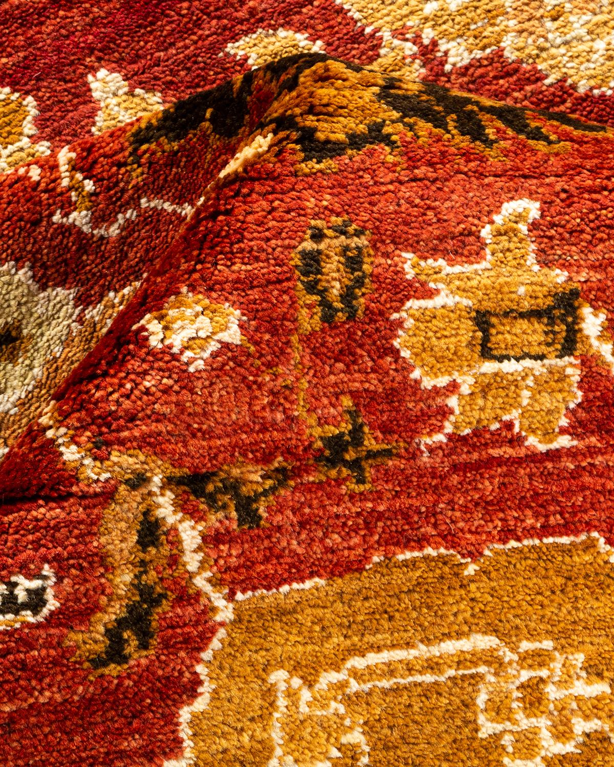 Handgeknüpfter, eklektischer orangefarbener Teppich mit Blumenmuster, Unikat, Unikat im Angebot 1