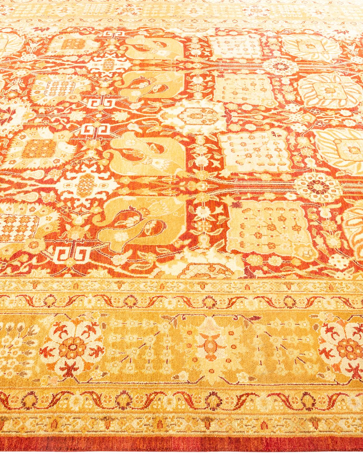Handgeknüpfter, eklektischer orangefarbener Teppich mit Blumenmuster, Unikat (Pakistanisch) im Angebot