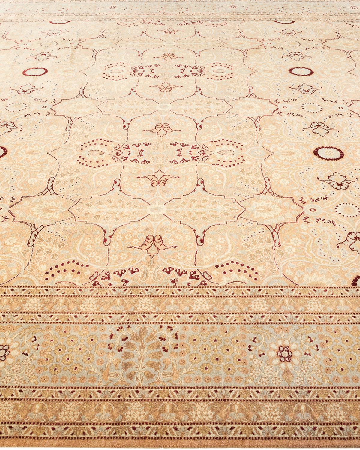 Handgeknüpfter, geblümter Mogul Teppich in Beige, Unikat, Unikat im Zustand „Neu“ im Angebot in Norwalk, CT