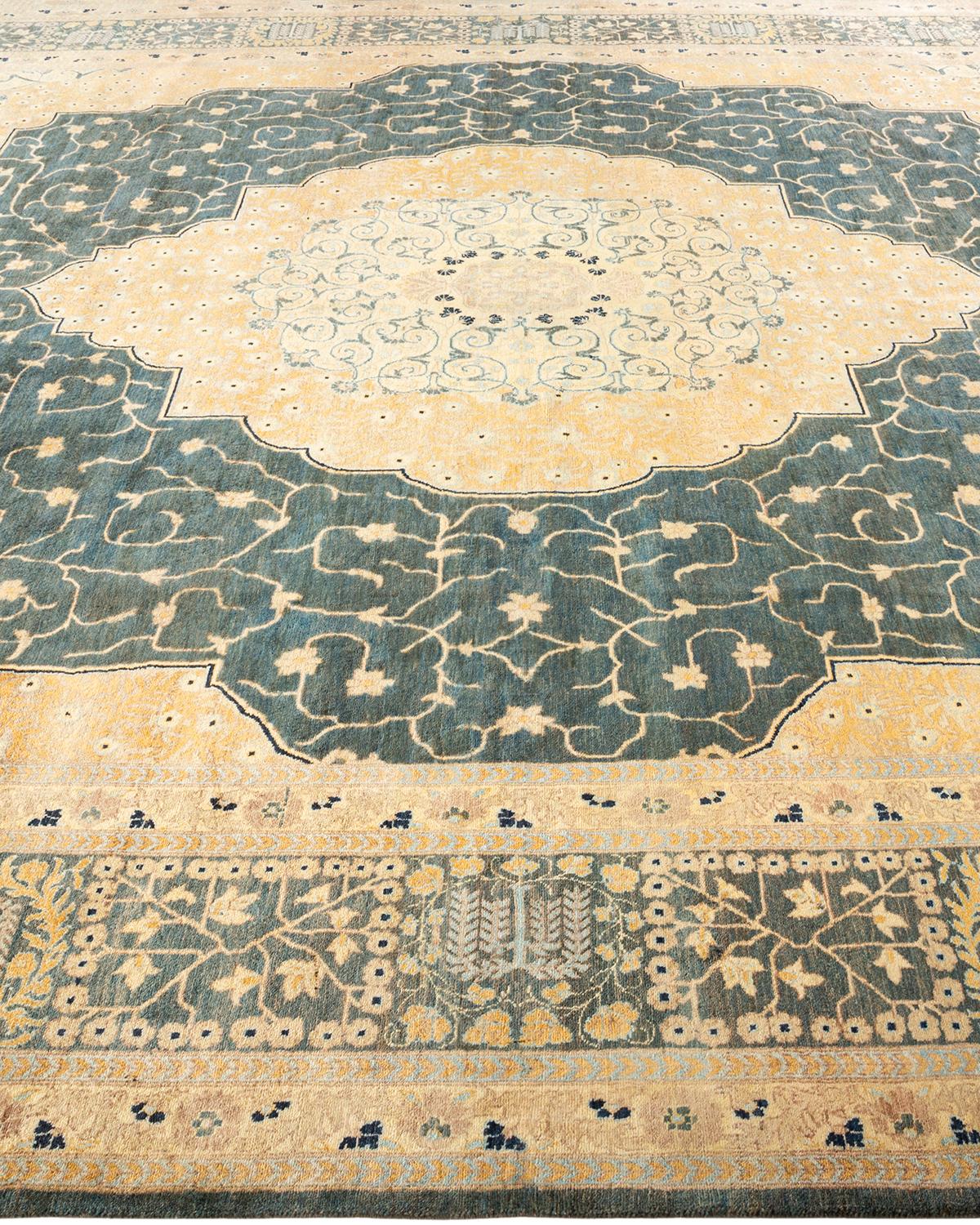 One-Of-A-Kind Hand Knotted Floral Mogul Gray Area Rug In New Condition For Sale In Norwalk, CT